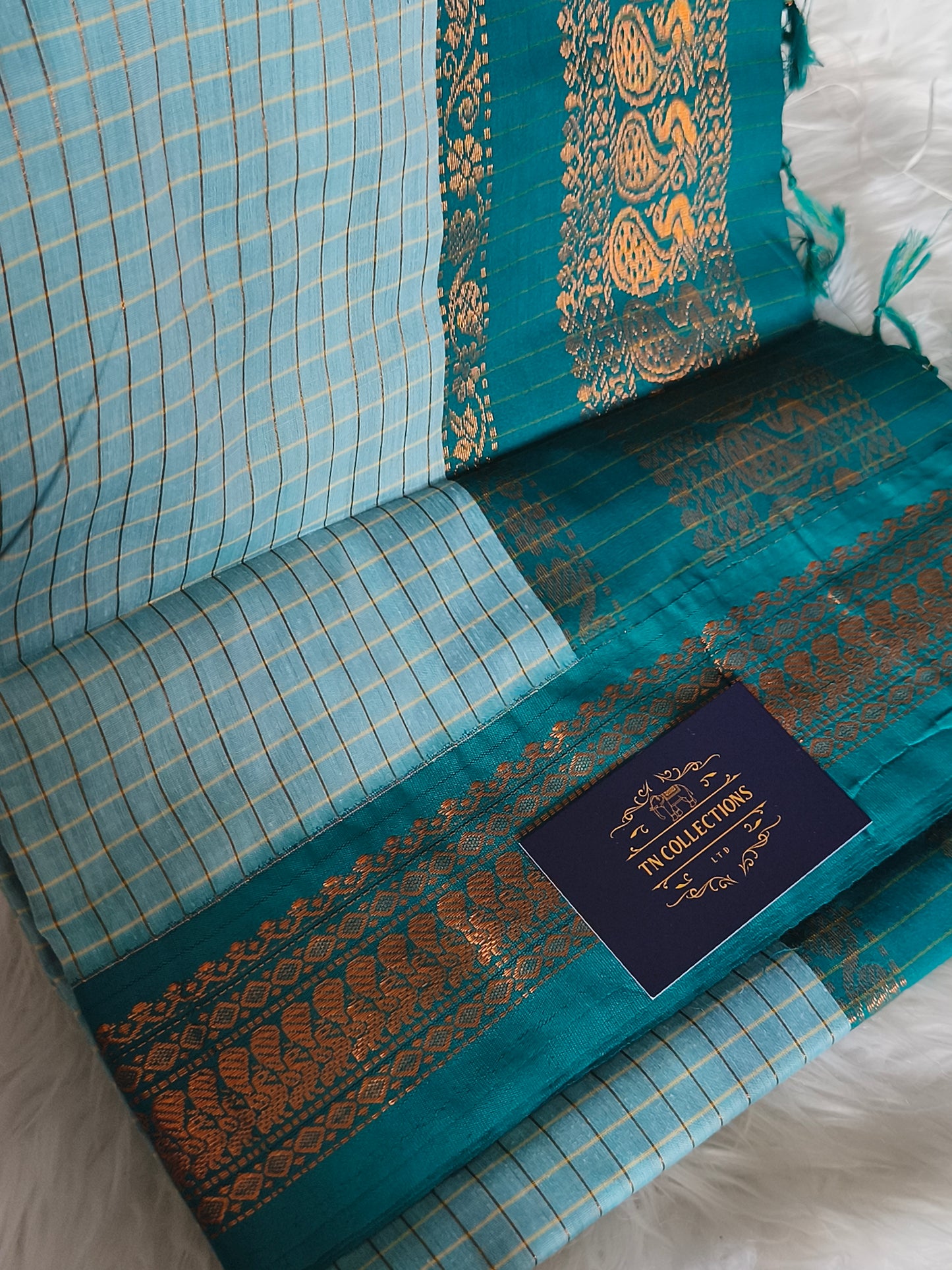 Stunning Kalyani Cotton Pattu Saree with contrast blouse