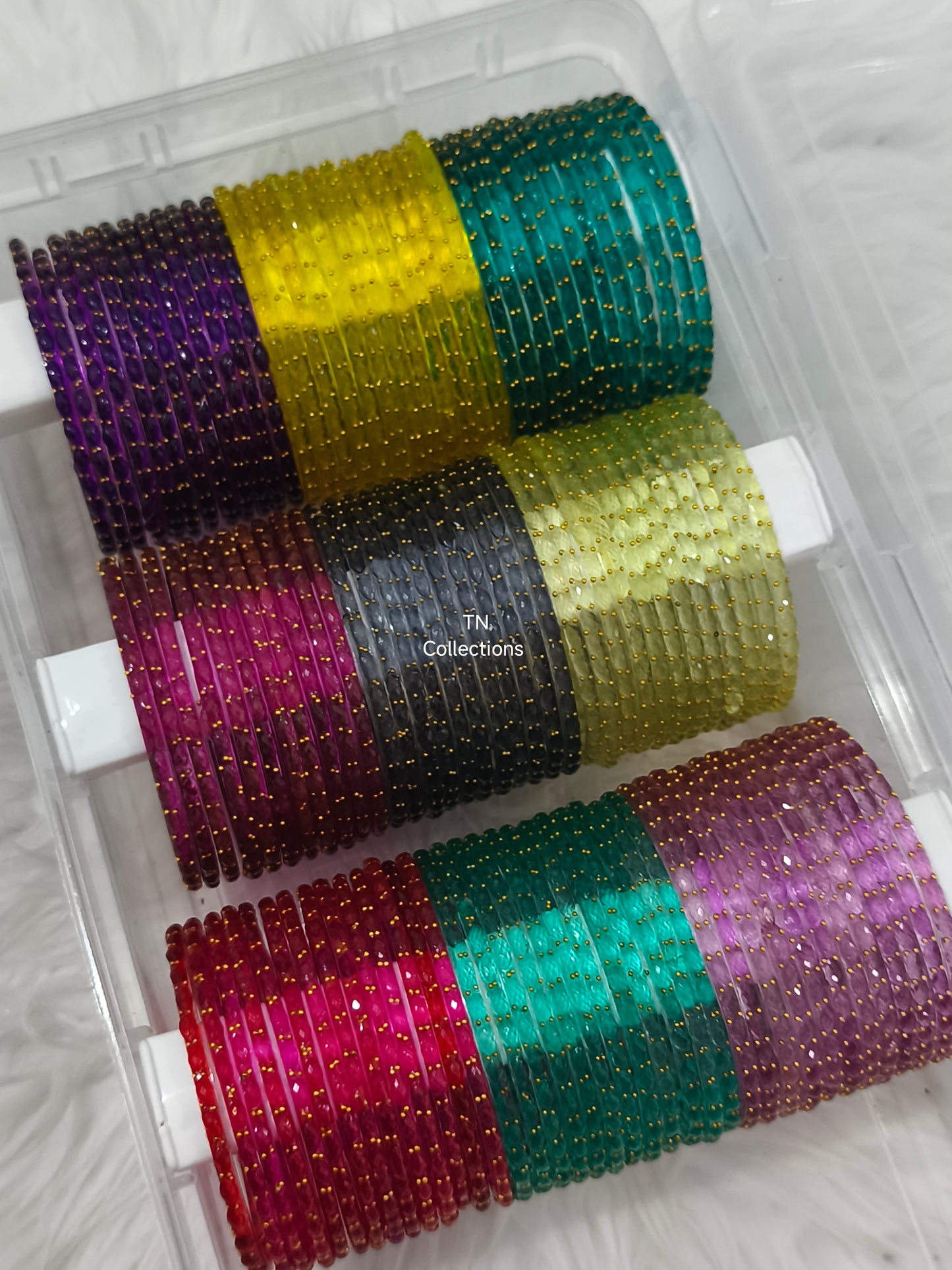 Trendy Raindrop Glass Bangles Set (Size 2.6)