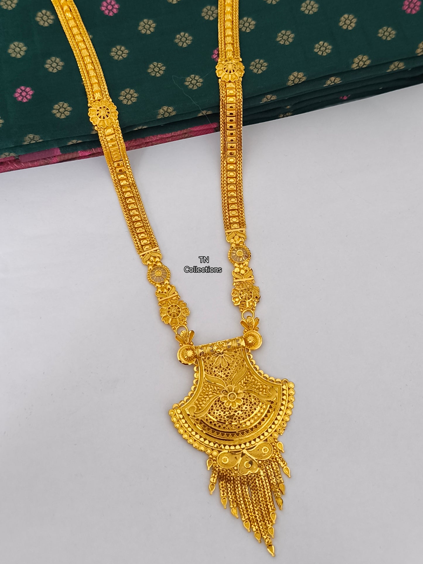 One gram gold forming Haaram