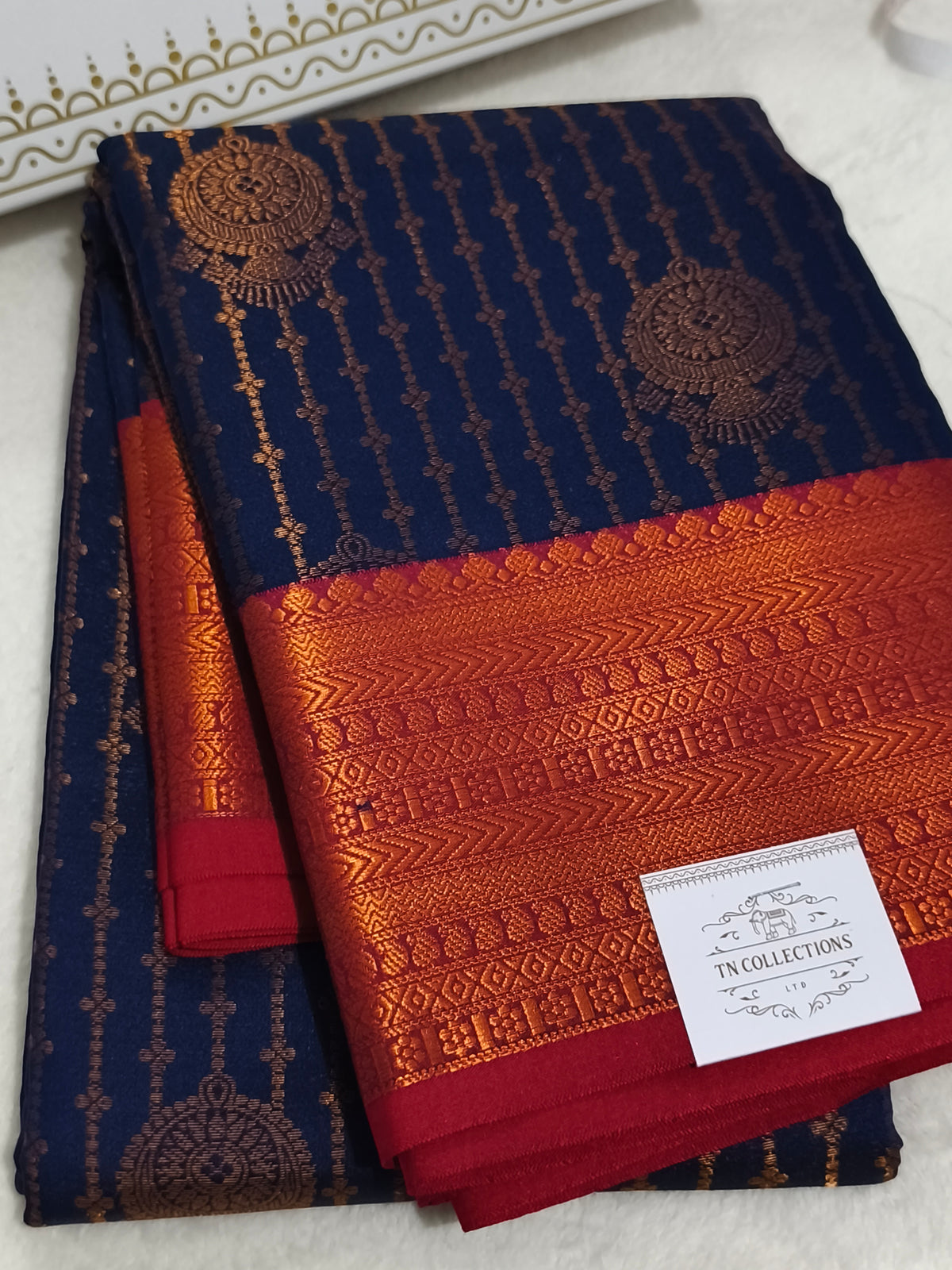 Kanchipuram vairaoosi Soft Silk Saree (Navy Blue)