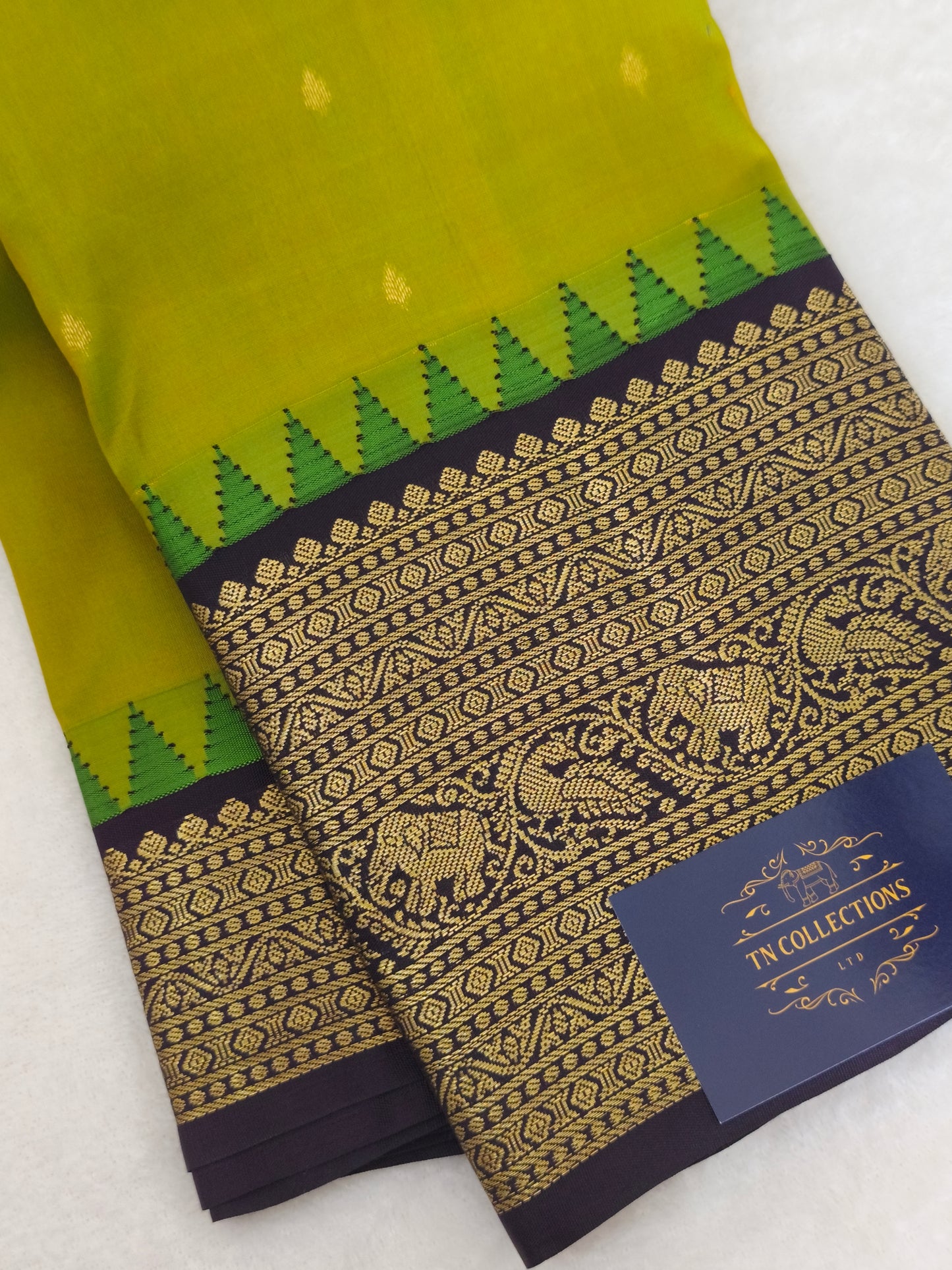 Pure Handloom Kanchipuram Silk Saree (Lime Green)