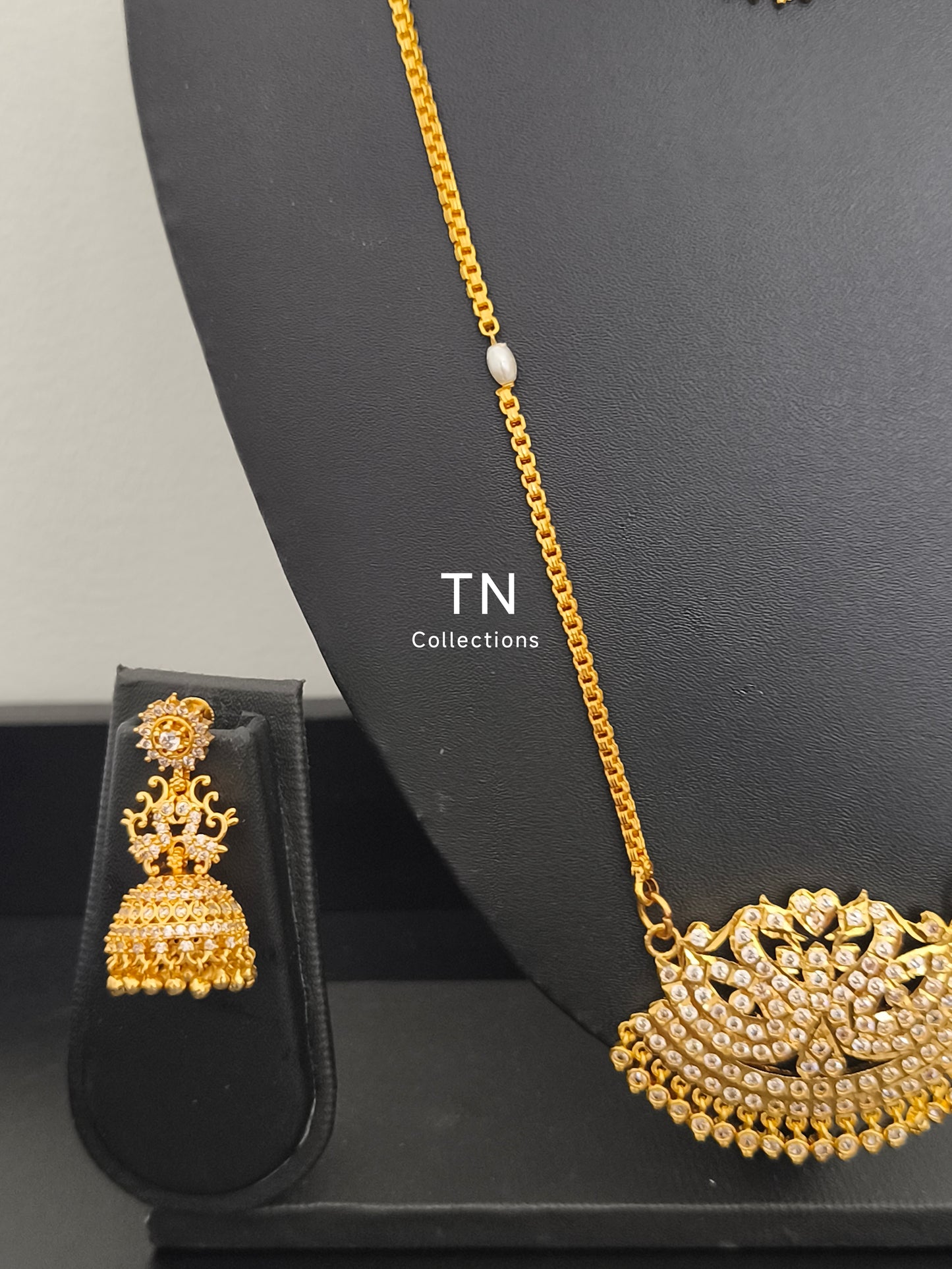 Micro gold plated Traditional Attiyal with pathakkam set