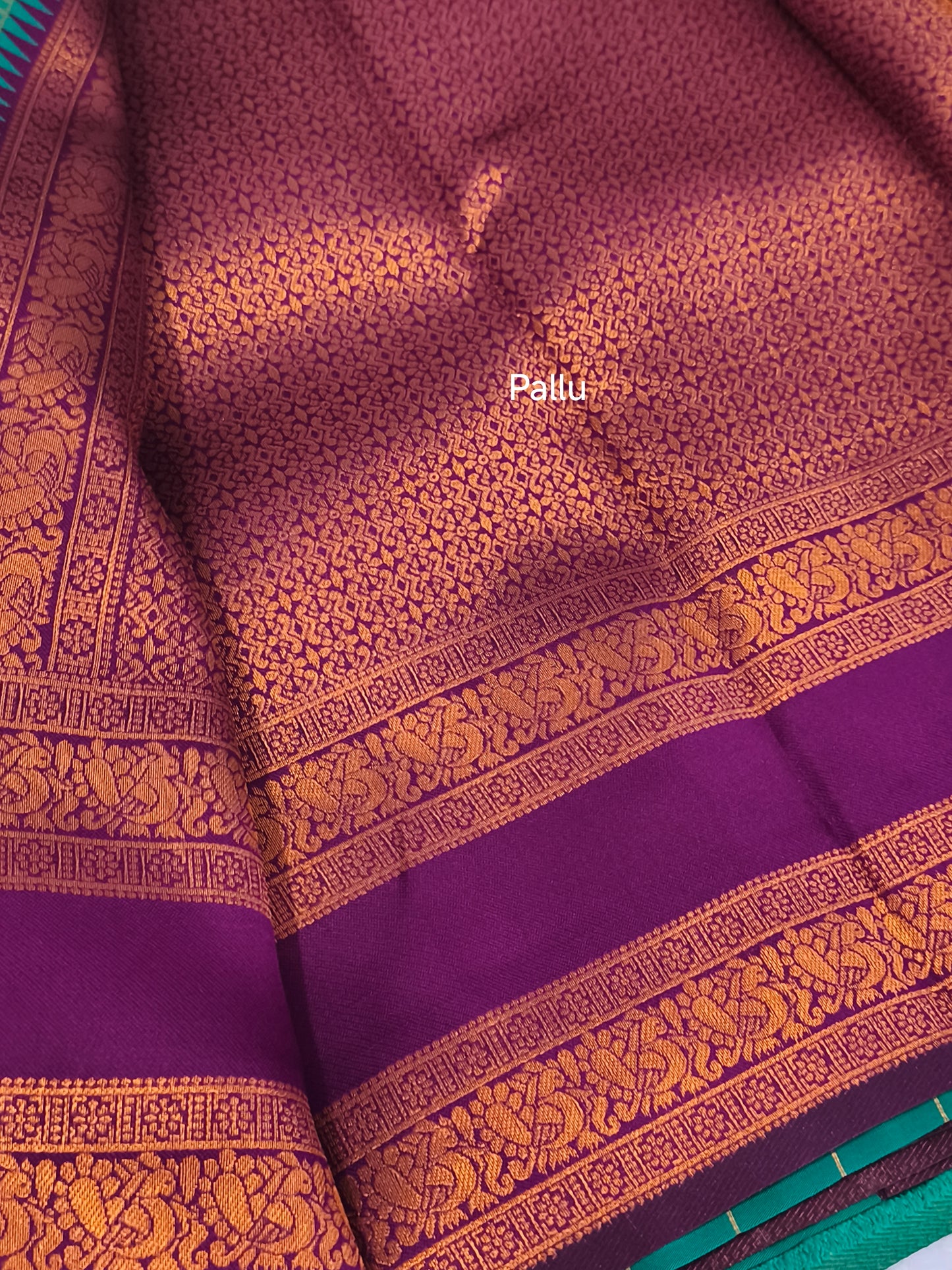 Kachi Semi silk saree (Green)