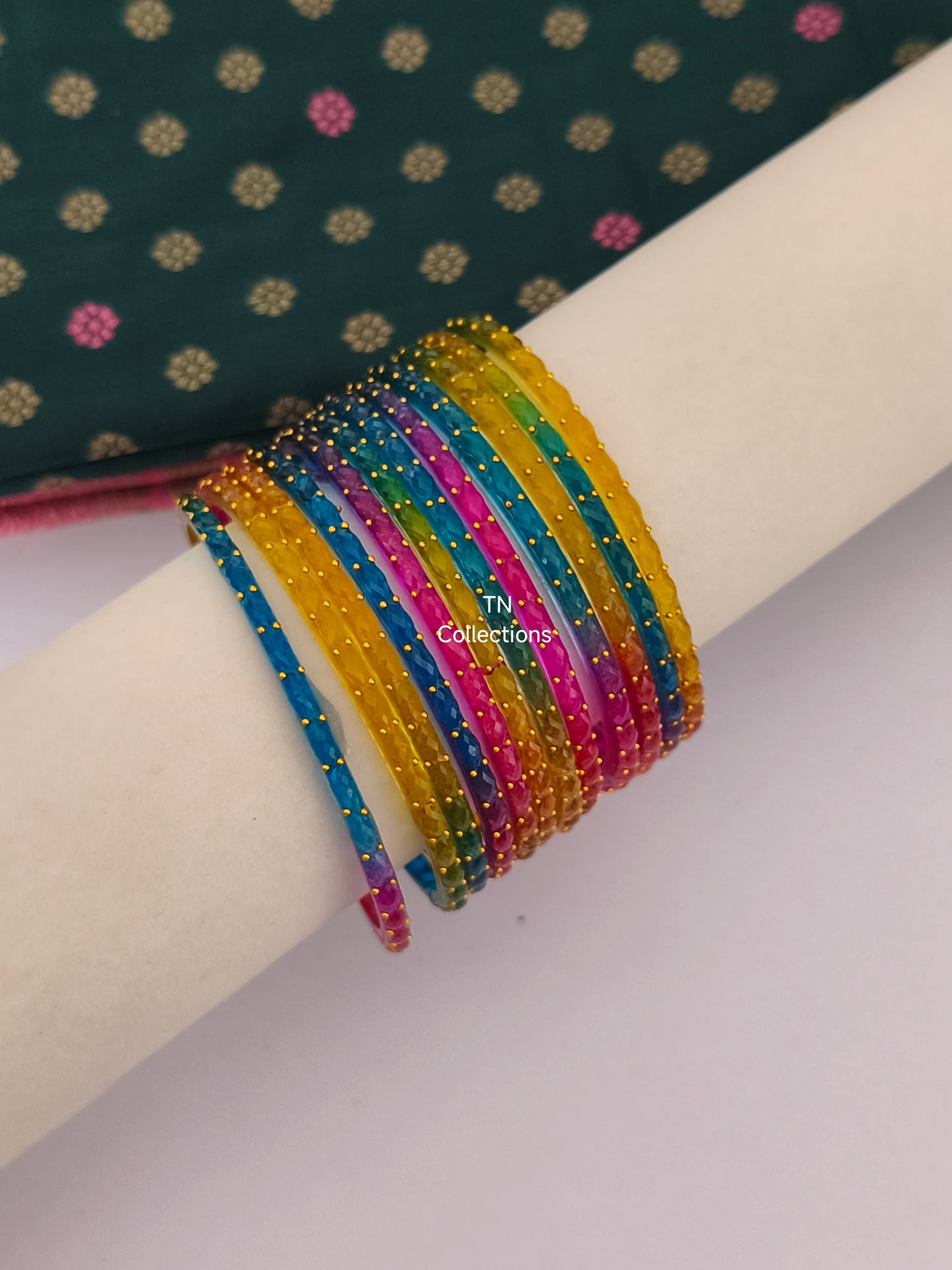 Multicoloured Glass Bangles (Size 2.6)