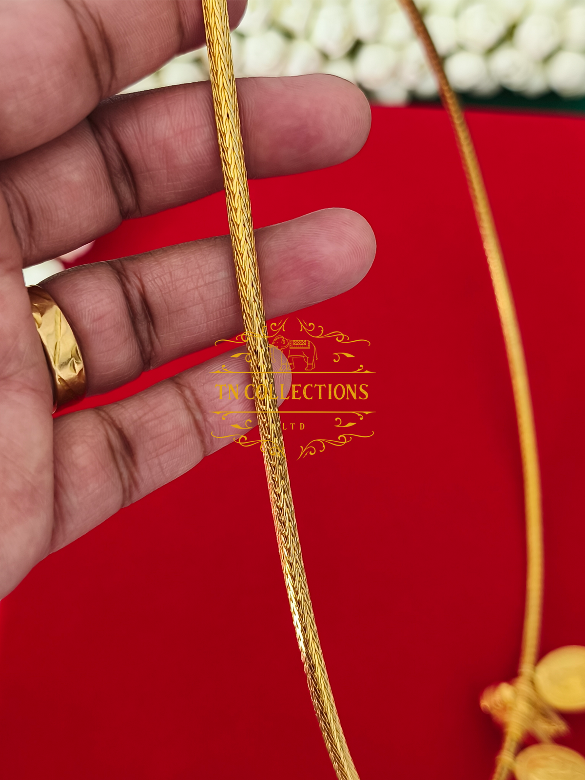 22ct Gold Plated Traditional Hindu Thalikodi with Kombu thali,thadai & Coins (7 -9 Pawn thickness)
