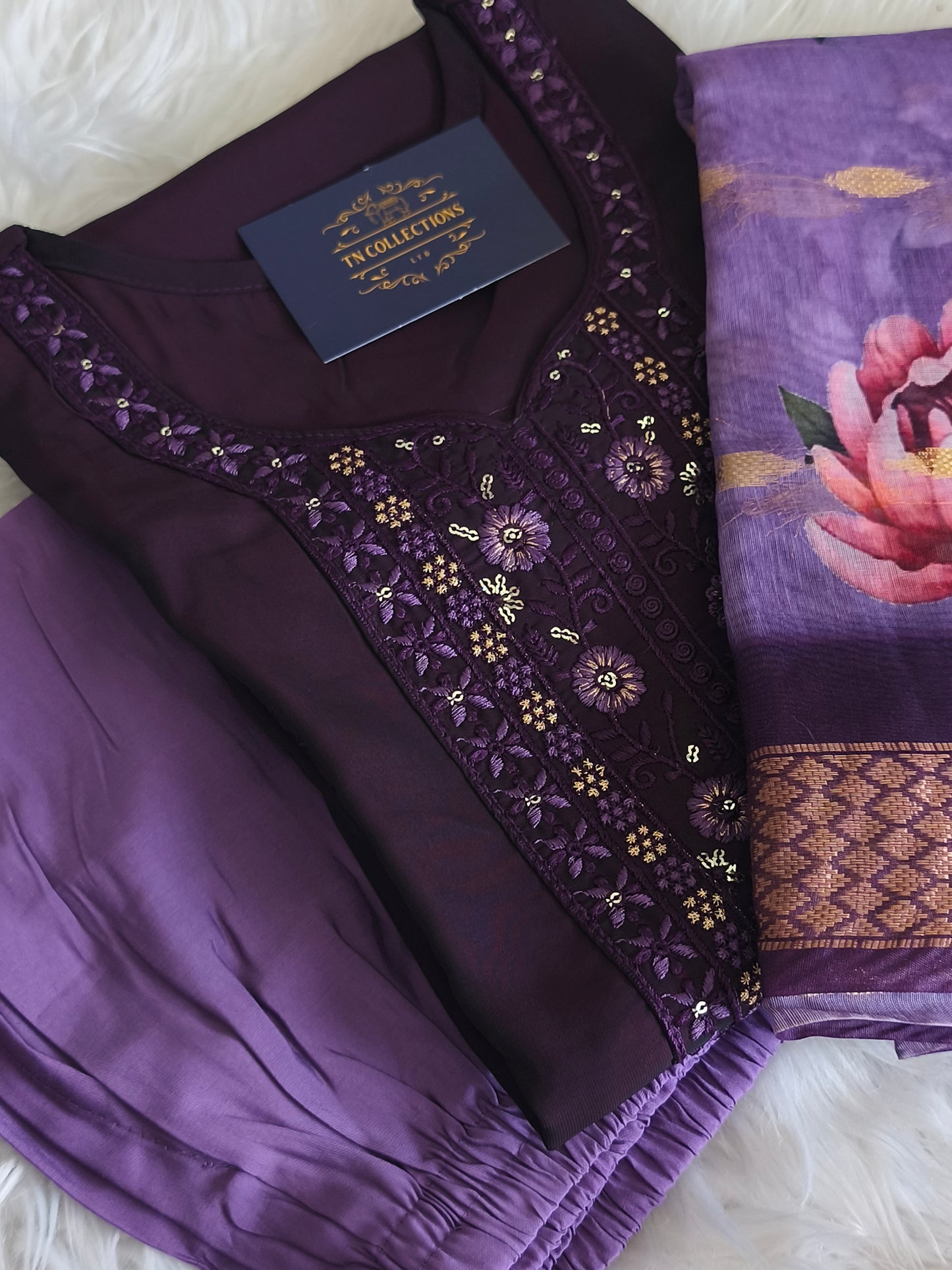 Stylish 3 Piece Embroidered Side Open Shalwar Suit with Floral Dupatta – (Size XL)