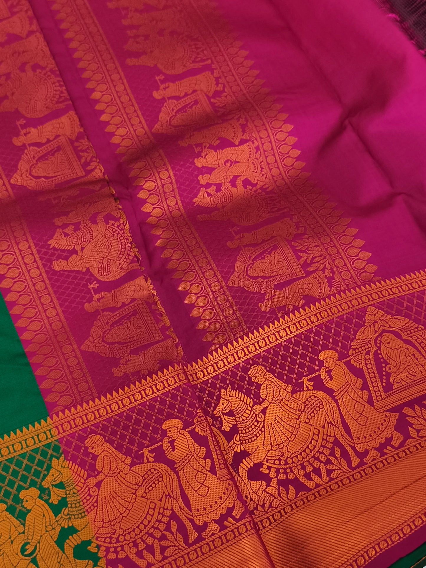Pallakku design Green Kanchi Soft silk saree