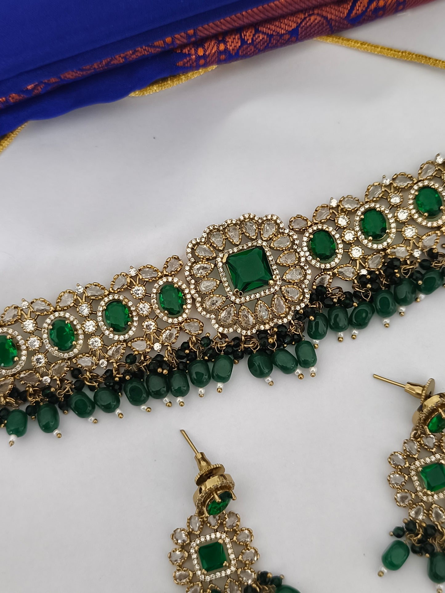 Victorian Style Choker Set (Emerald green)