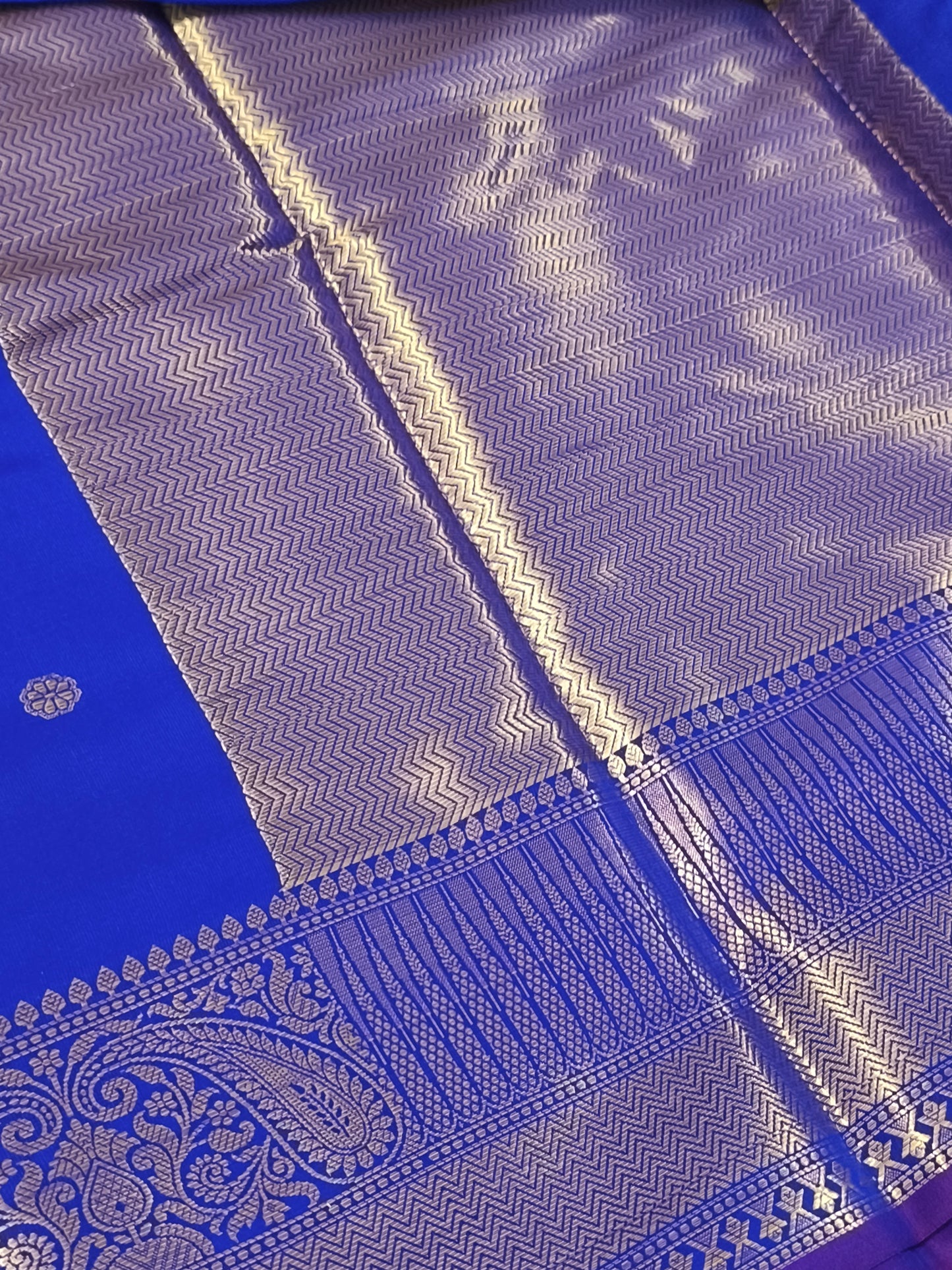 Blue Banarasi Semi kataan Soft Silk