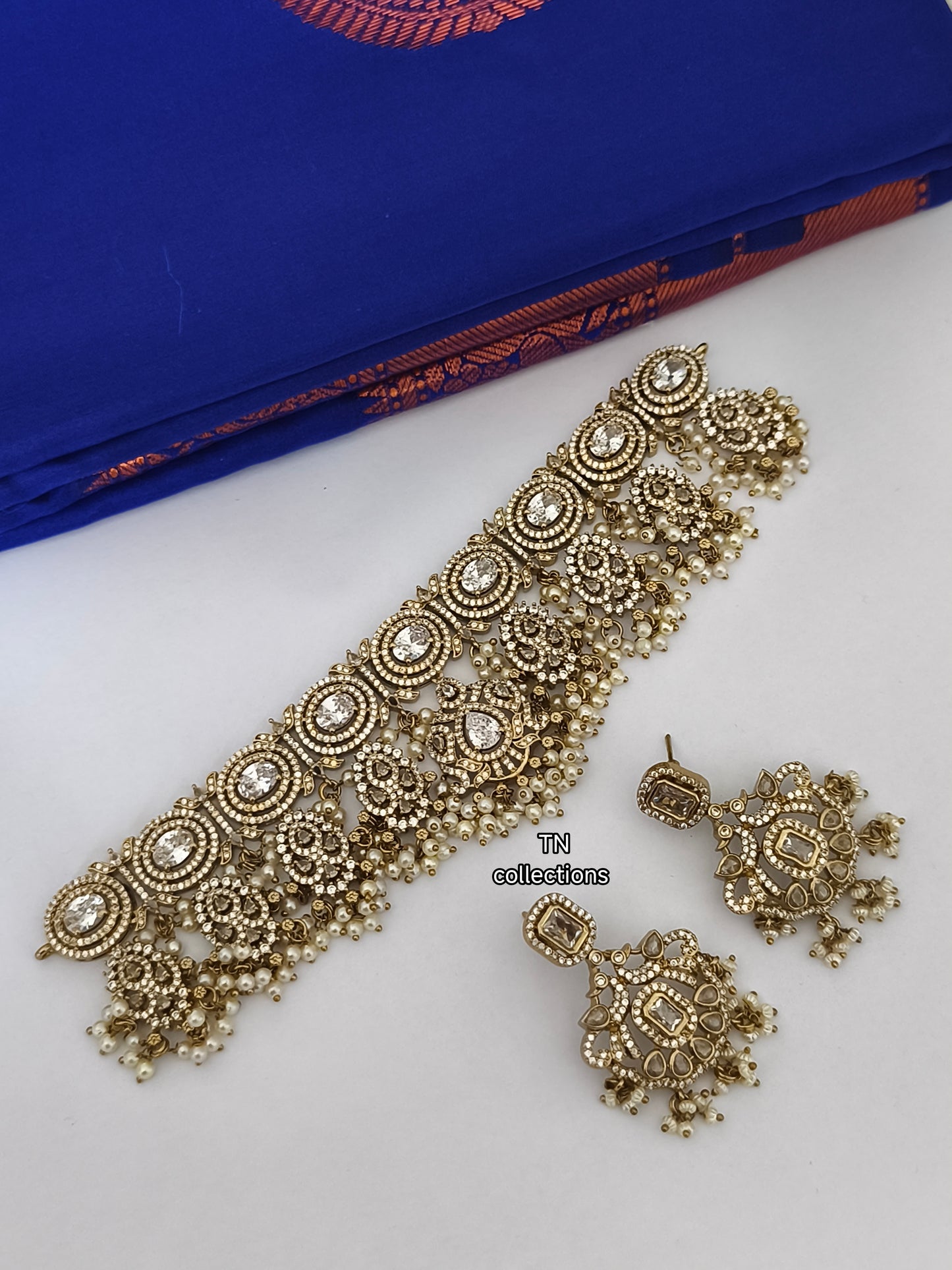 Victorian Style Choker Set