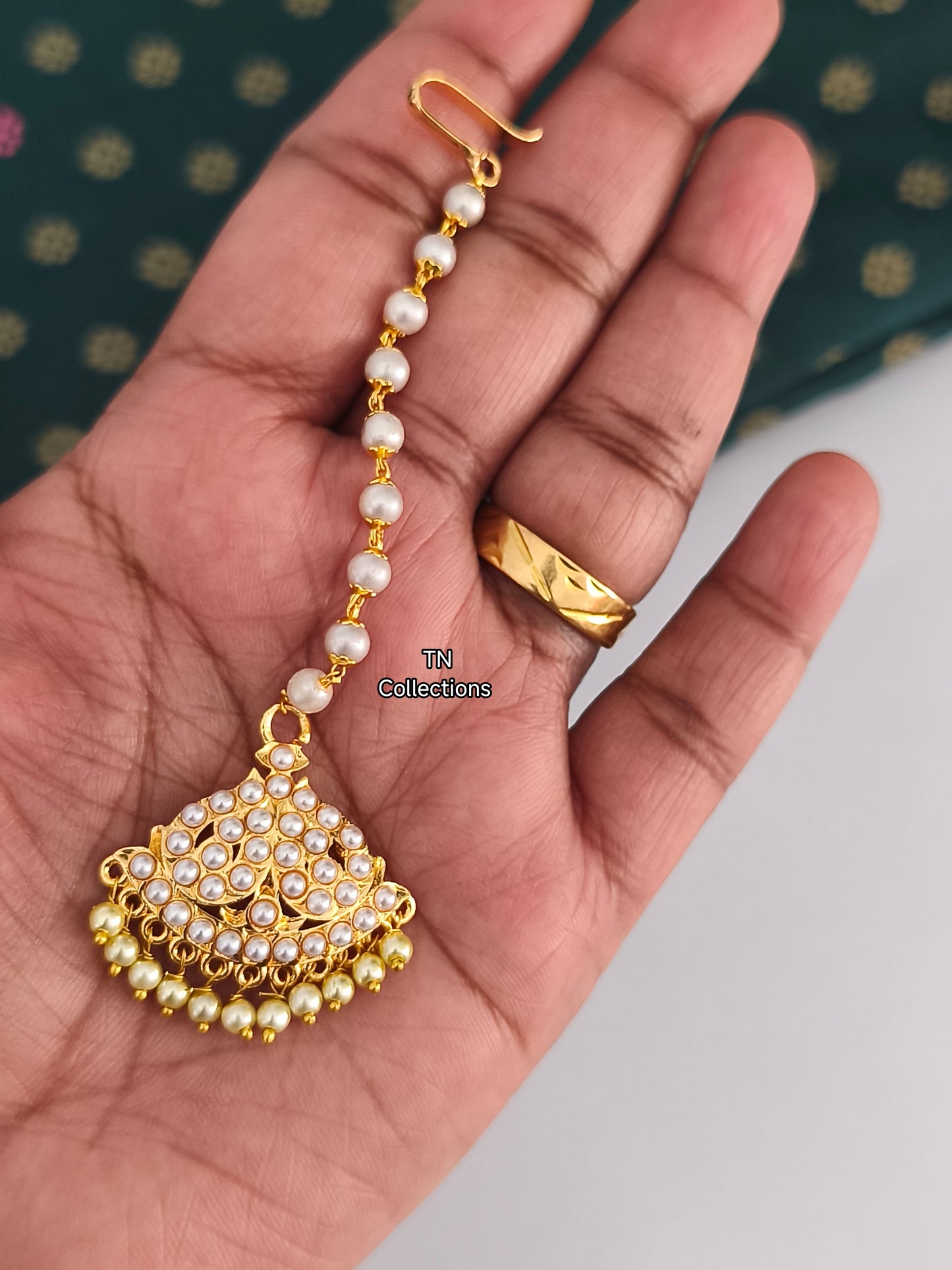 Micro gold plated Shell pearl Tikka