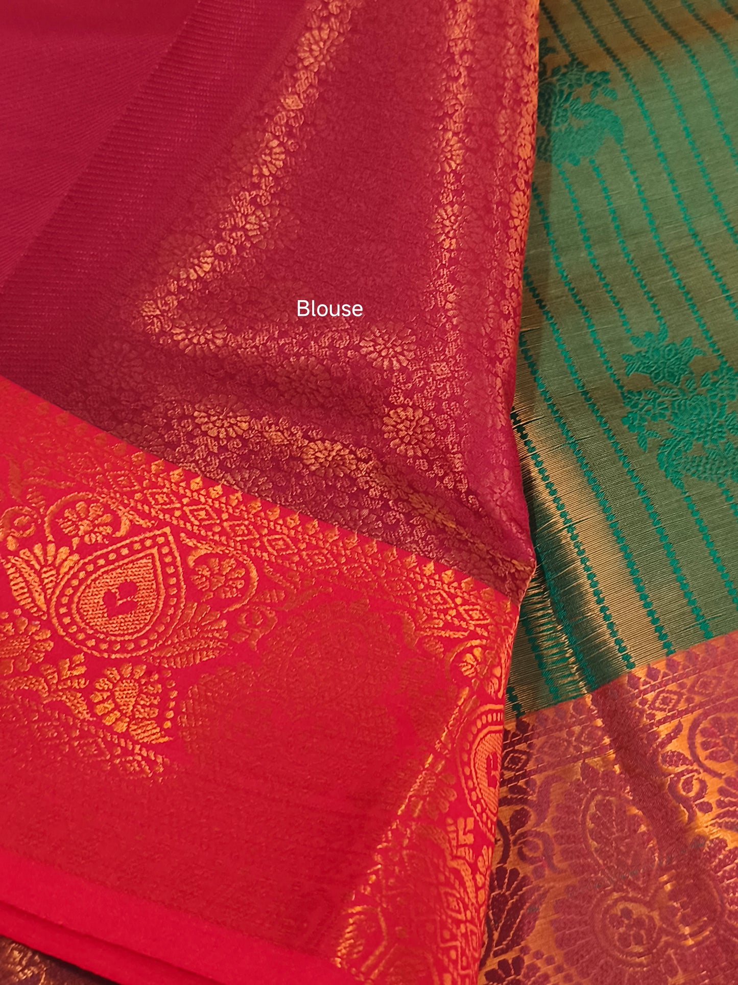 Vairaoosi Soft Silk Saree (Dark Green)