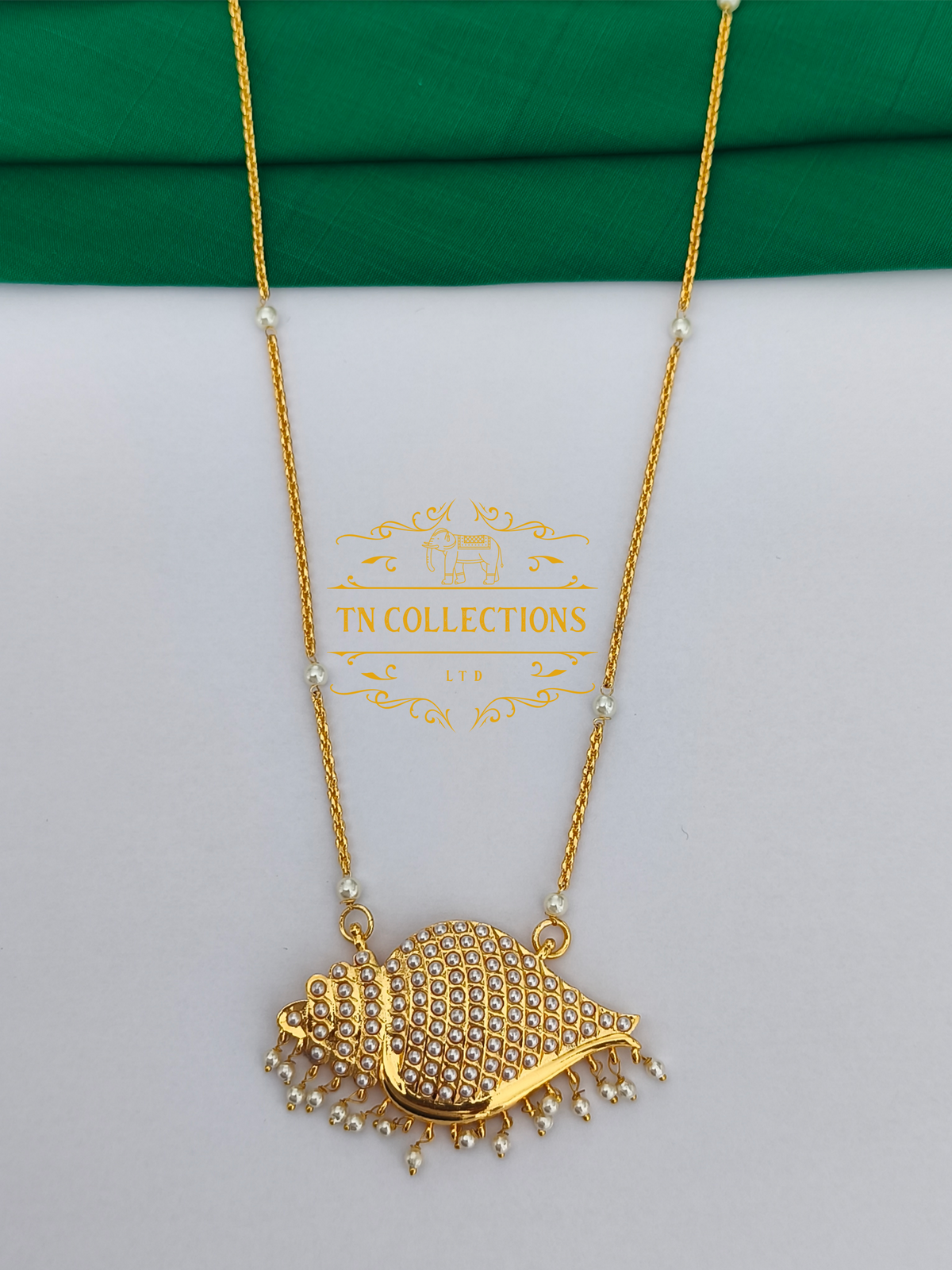 Micro Gold-Plated Traditional Sangu pathakkam with Single layer pearl chain