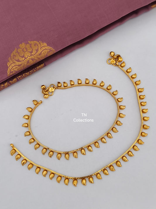 Antique Polish Mango Design Anklets (Paayal)