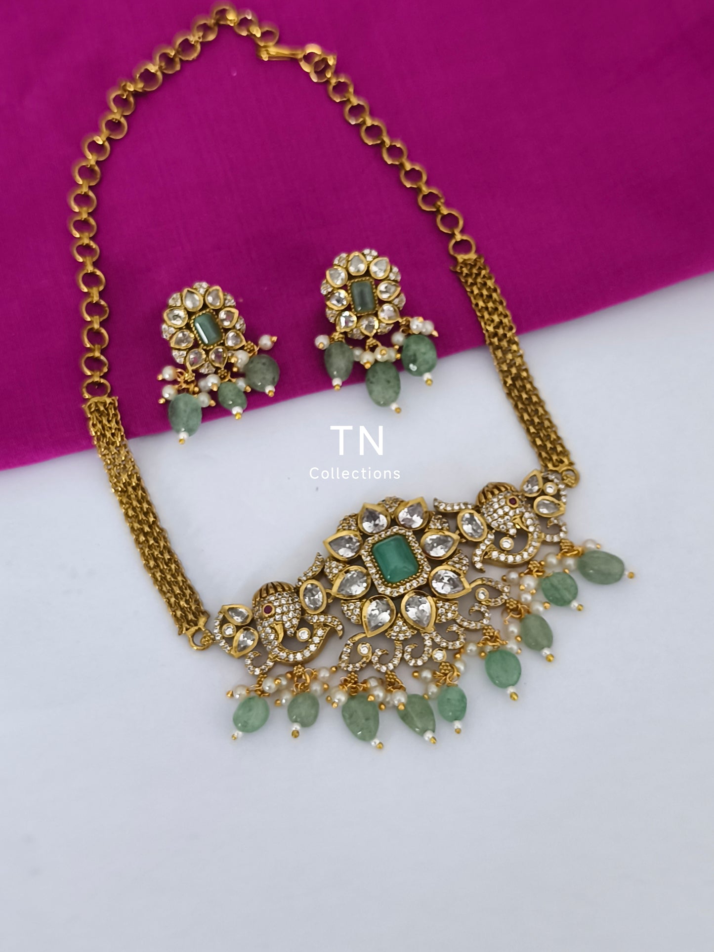 Victorian Finish Choker with earrings