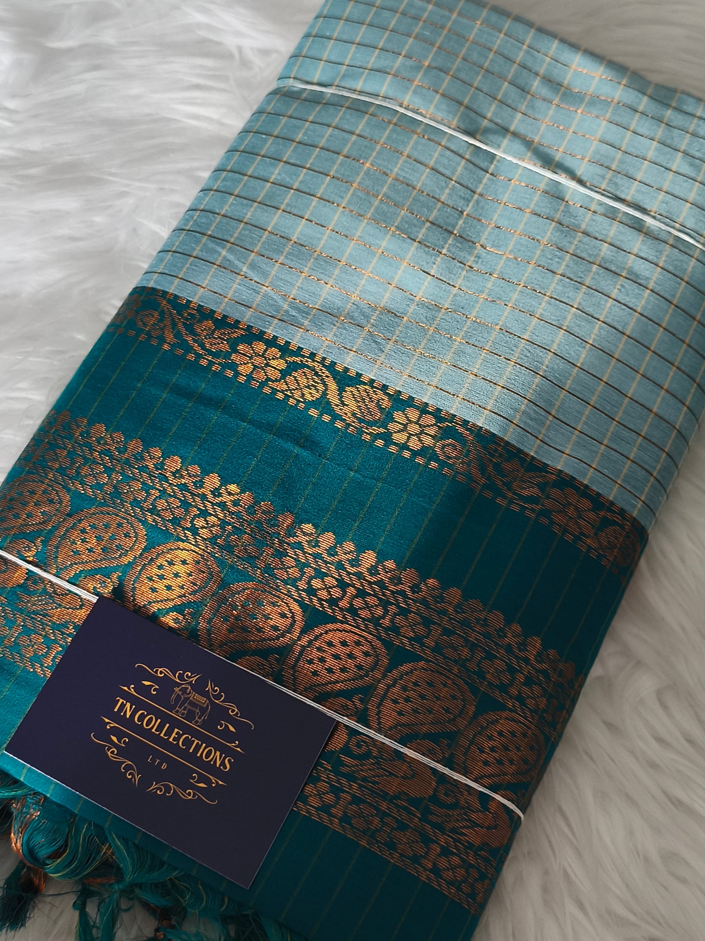 Stunning Kalyani Cotton Pattu Saree with contrast blouse