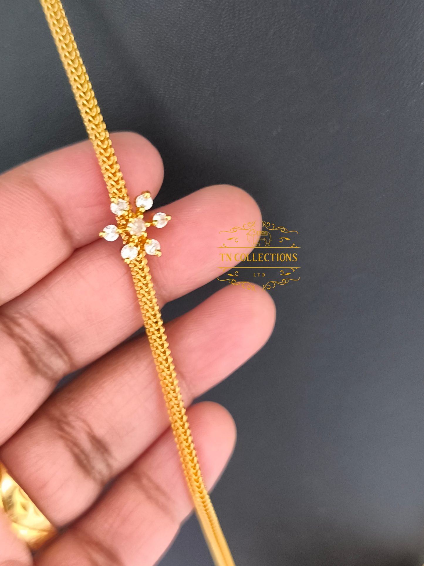 Traditional Lotus Pathakkam with Chain