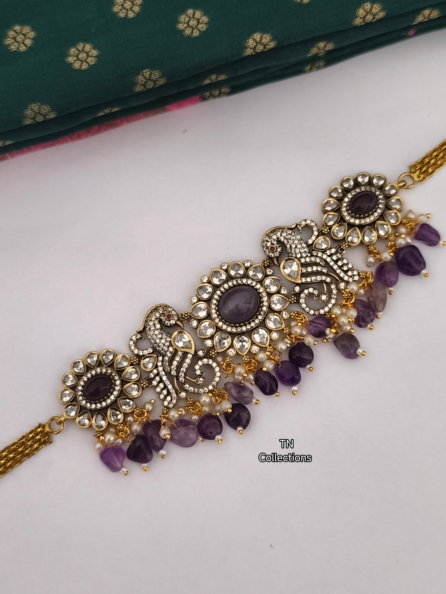 Unique Trendy Choker Set