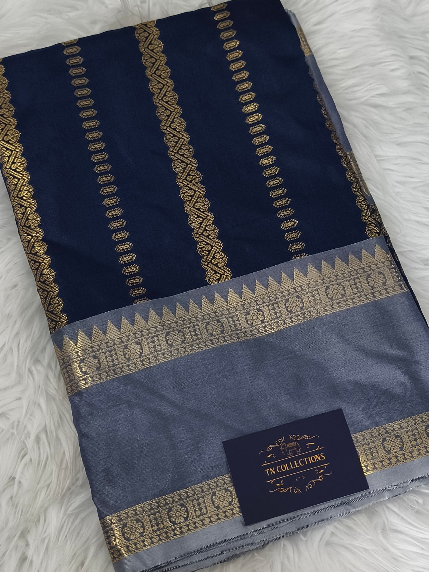 Semi Soft Silk Saree (Navy Blue)