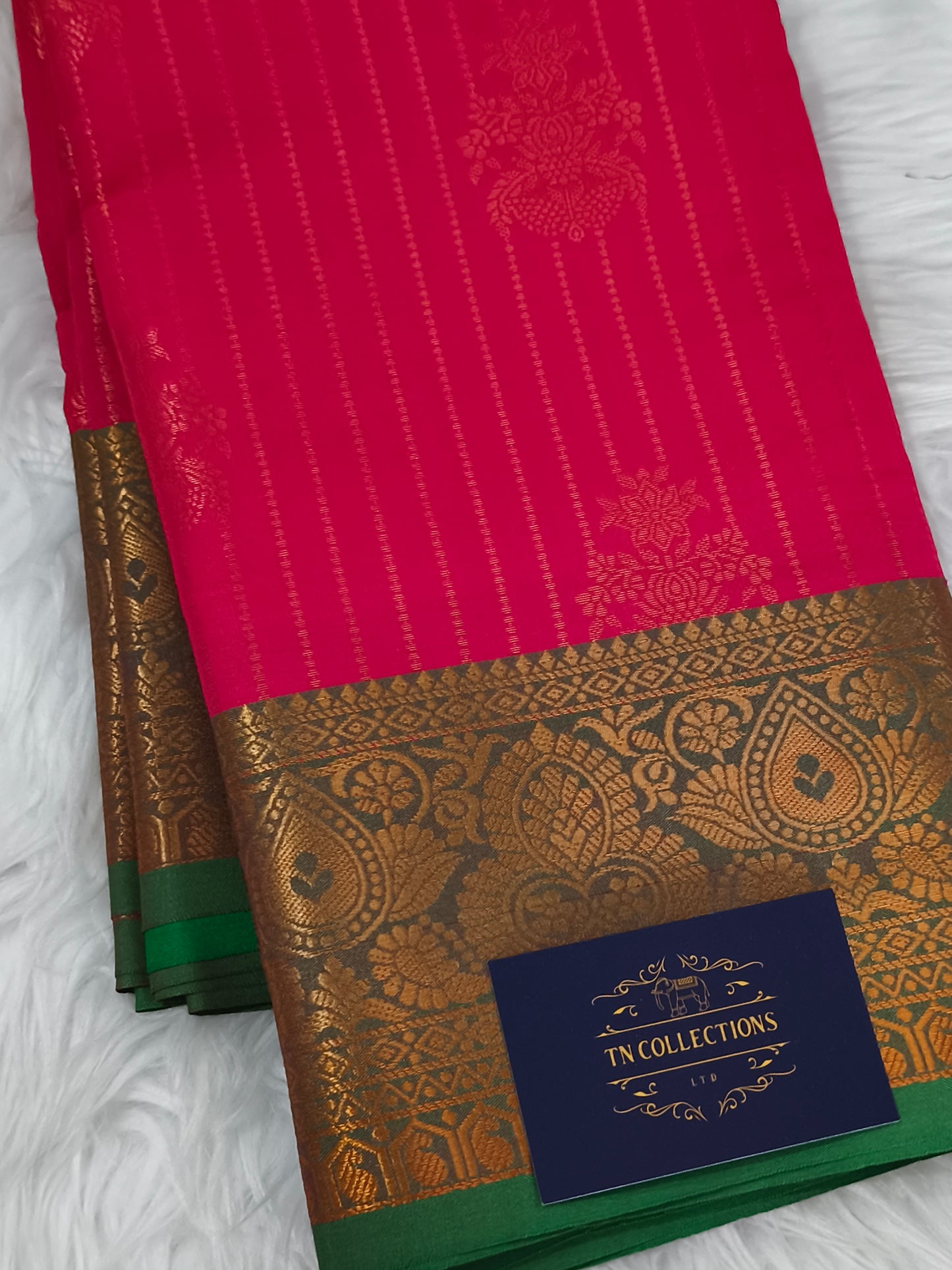 Vairaoosi Soft Silk Saree (Hot Pink)
