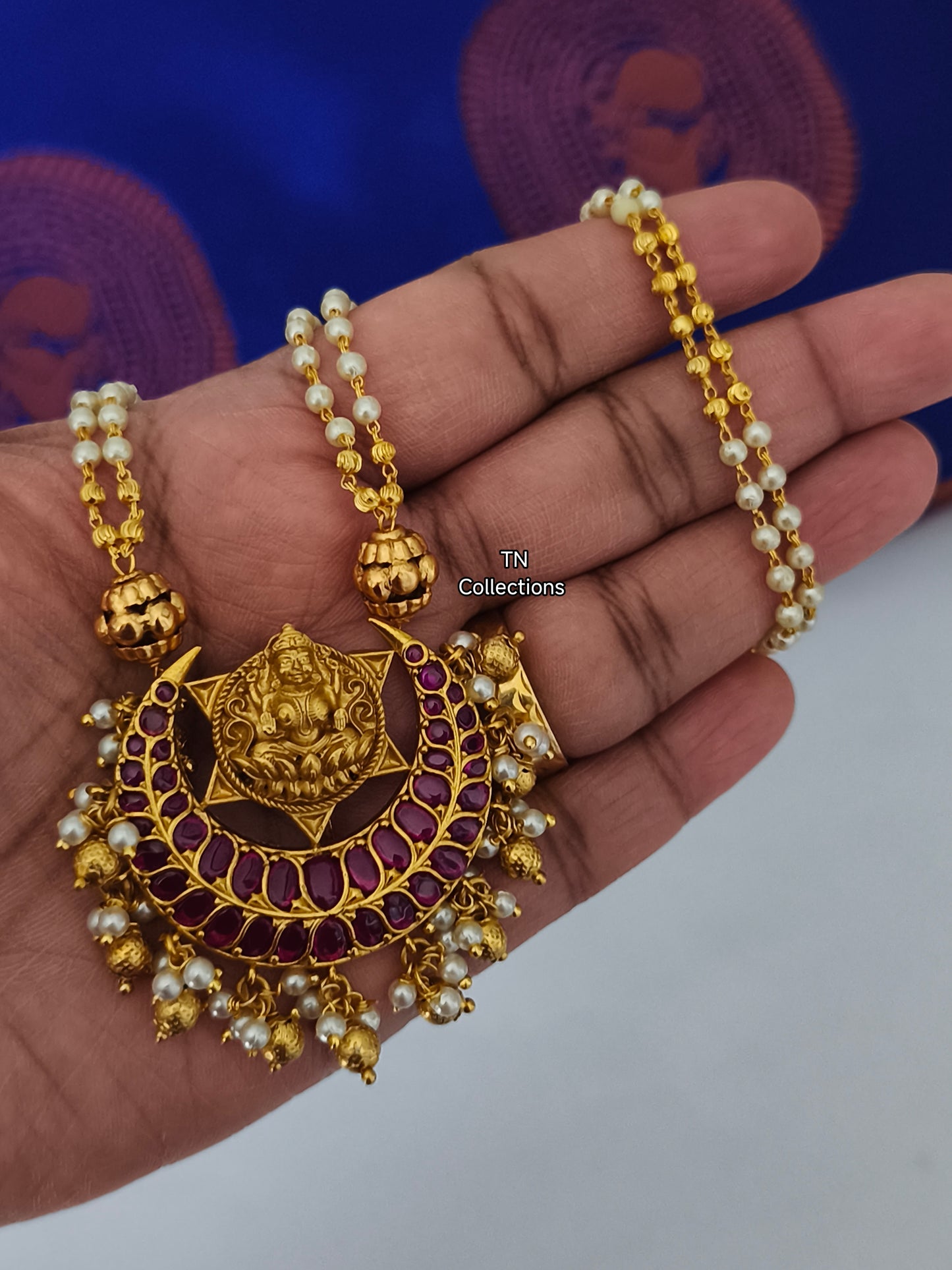 Matte Finish Real kemp stone Necklace set