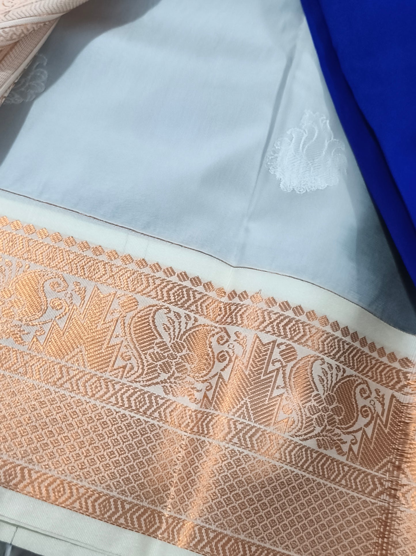Korvai Premium Soft Silk Saree (Royal Blue)
