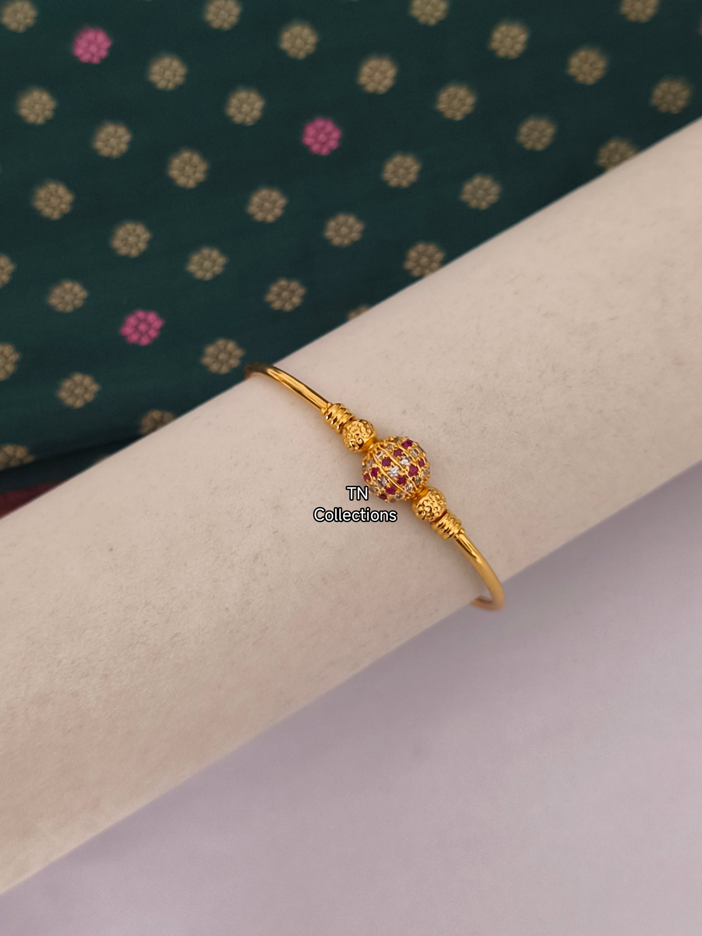 One gram gold polished SINGLE Bangle (size 2.4)