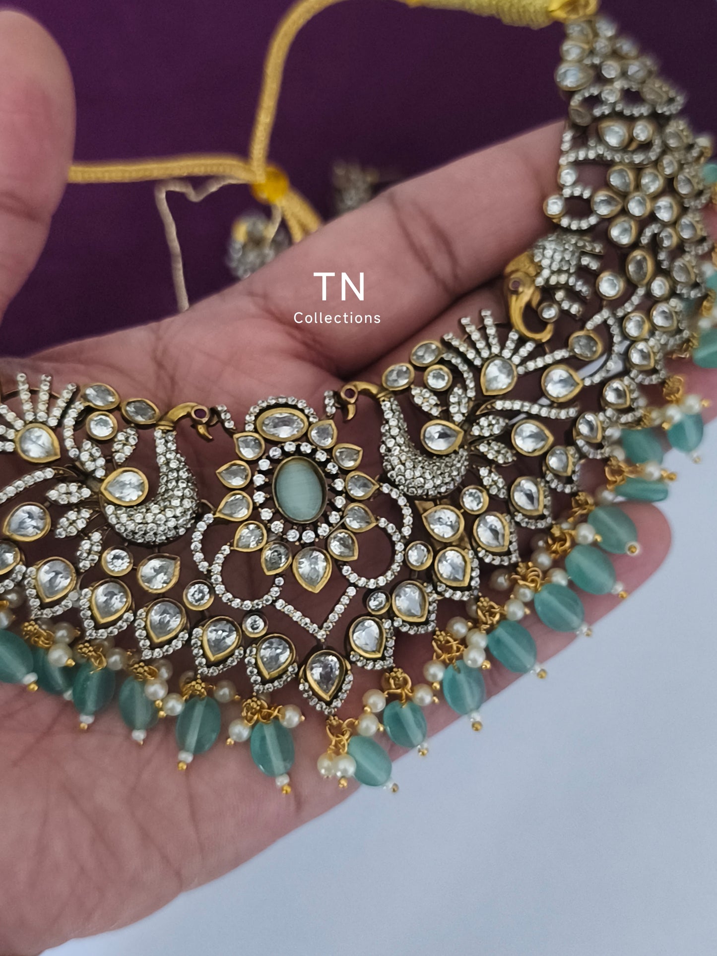 Victorian Finish Necklace Set (Mint Green)