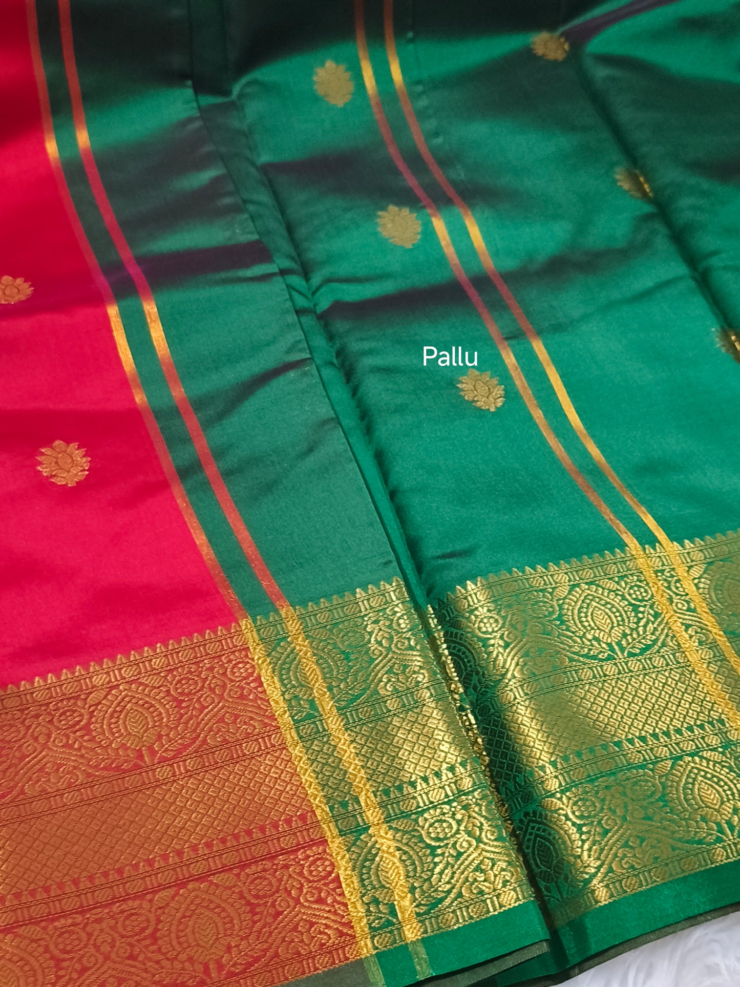 Luxury Semi Soft Silk Saree (Red)