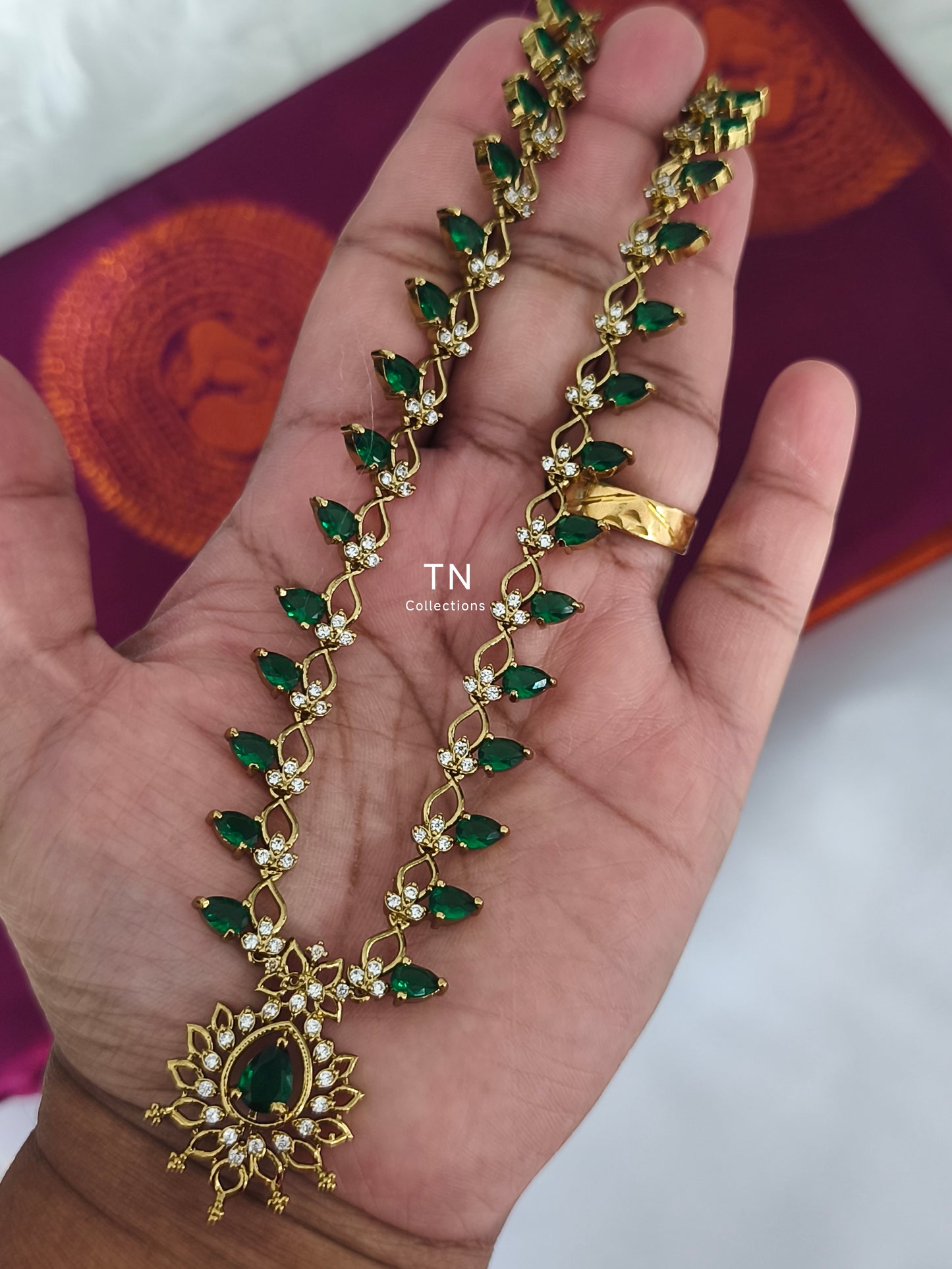 Antique Matte Finish Simple Hip chain (Green)