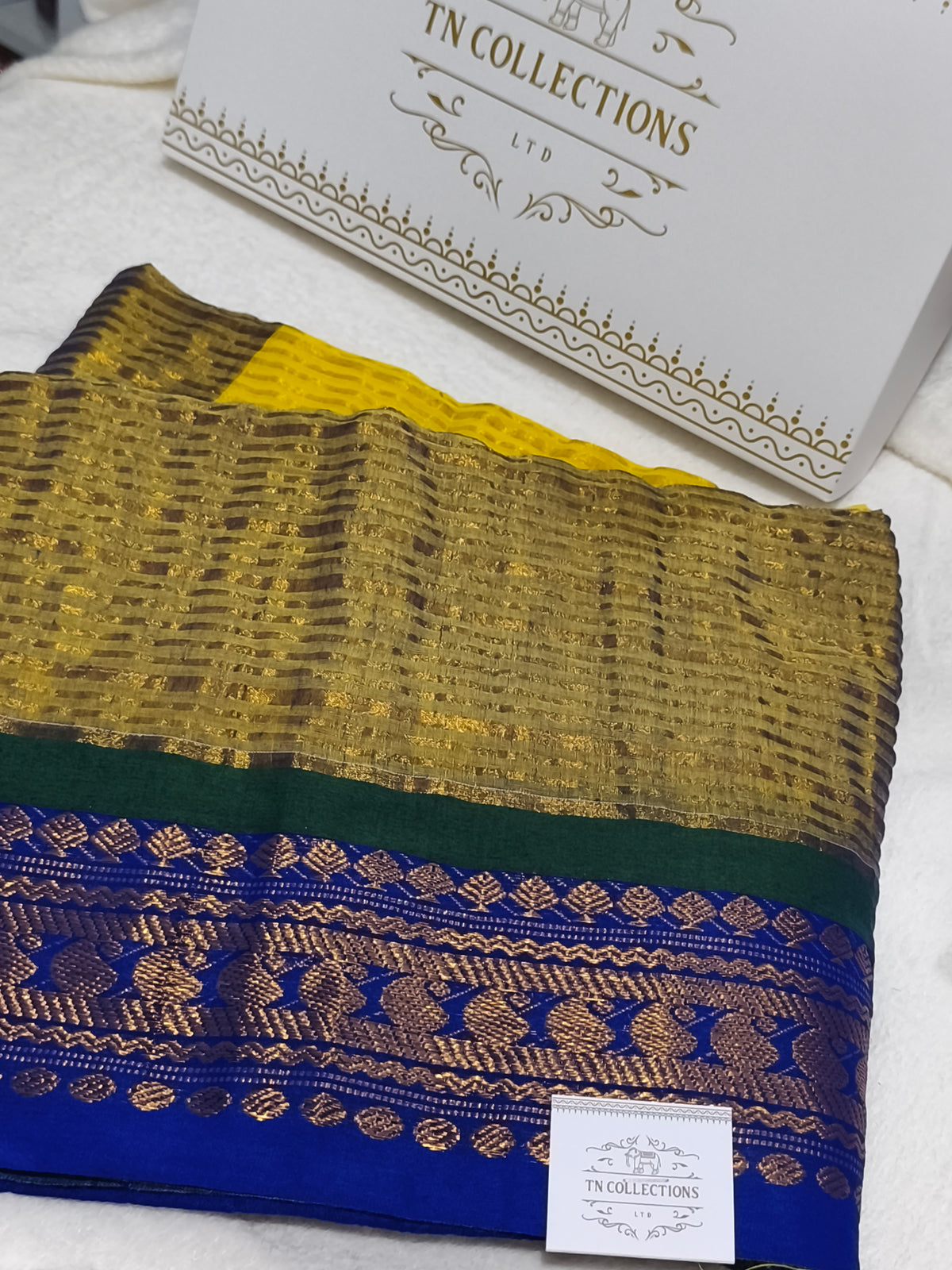 Kerala Special Mul Cotton Saree with Kanchi Border