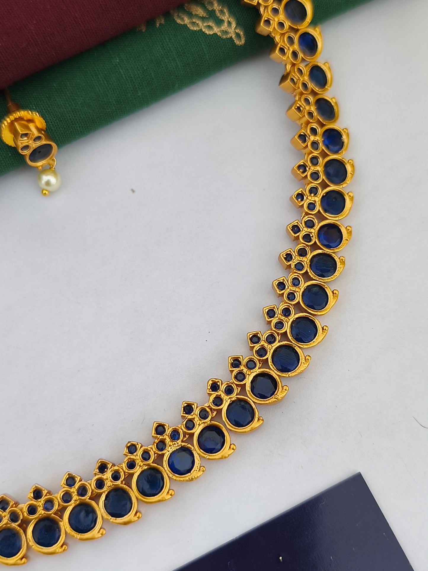 Matte Finish Simple Necklace