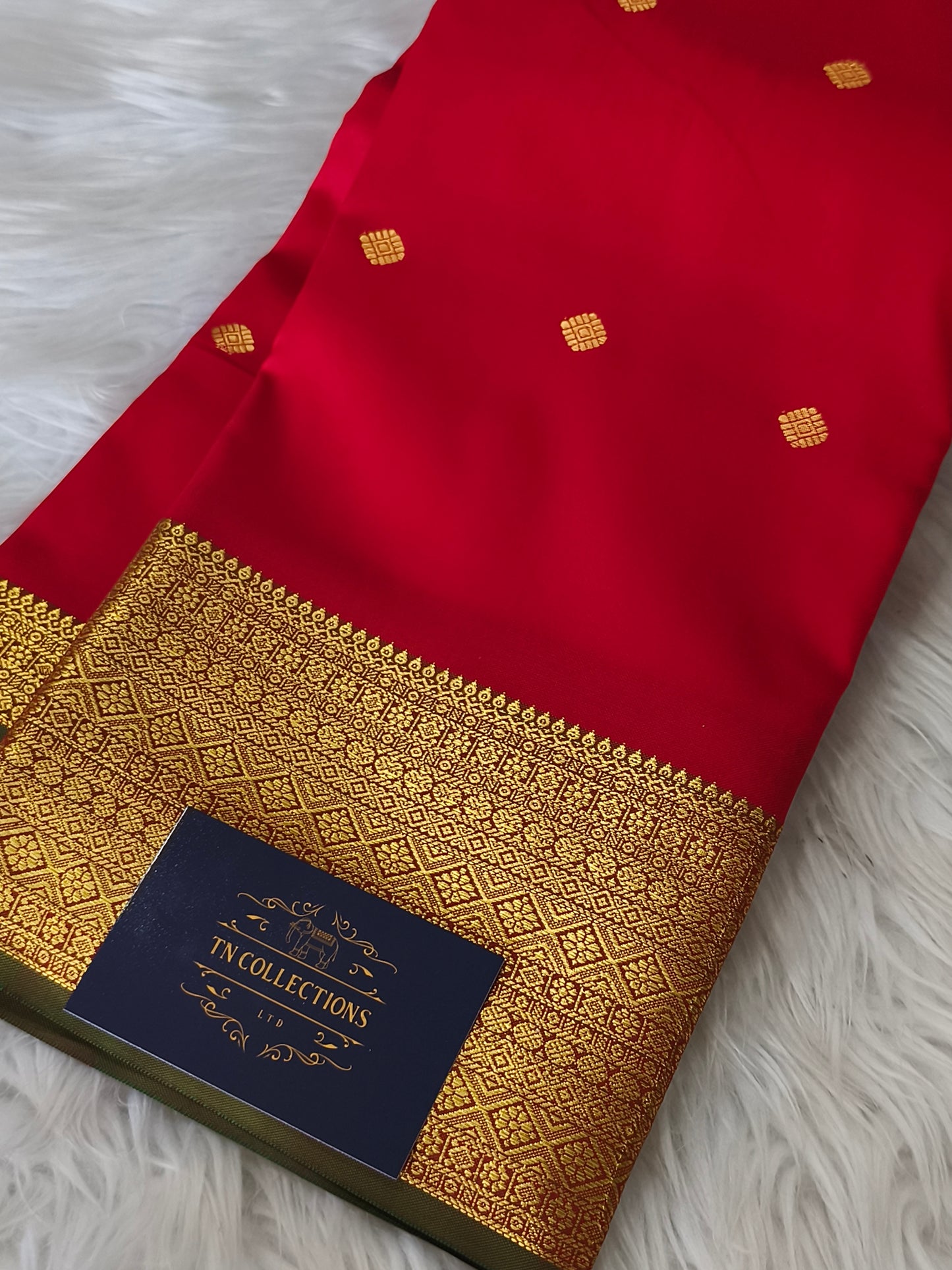 Semi Soft Silk Saree (Bright Red)
