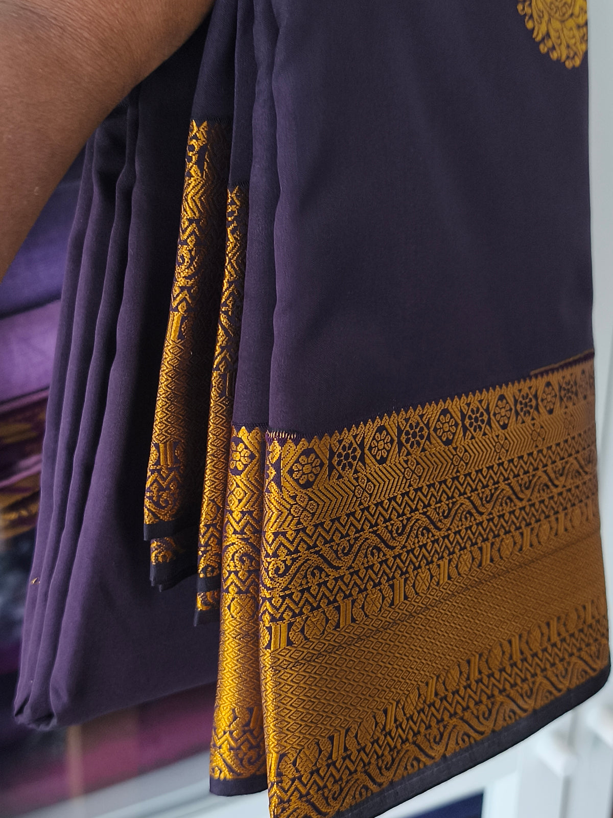 Dual shade Kanchi Soft Silk Saree( Deep Plum/Aubergine)