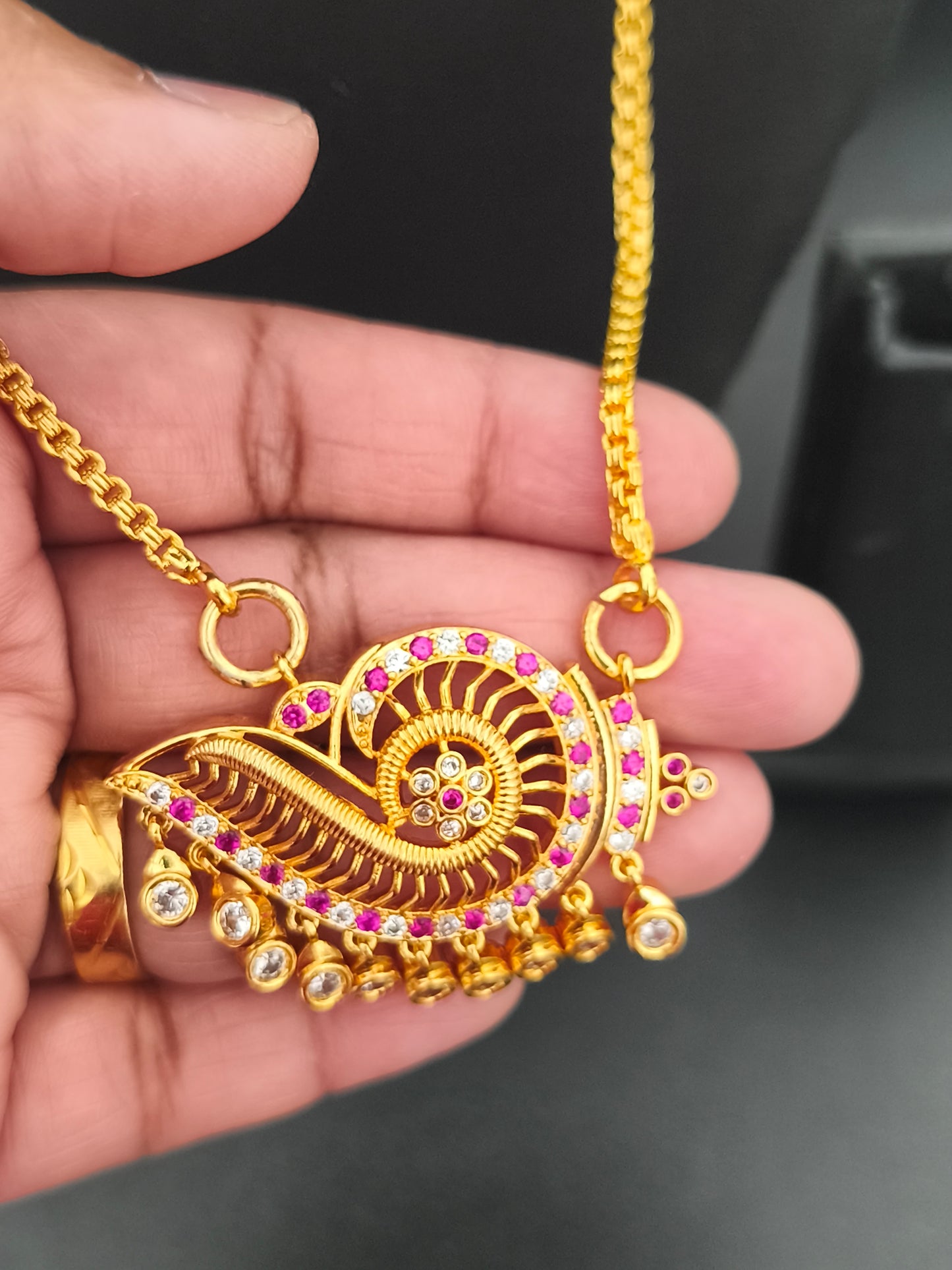 Micro gold Sangu pathakkam