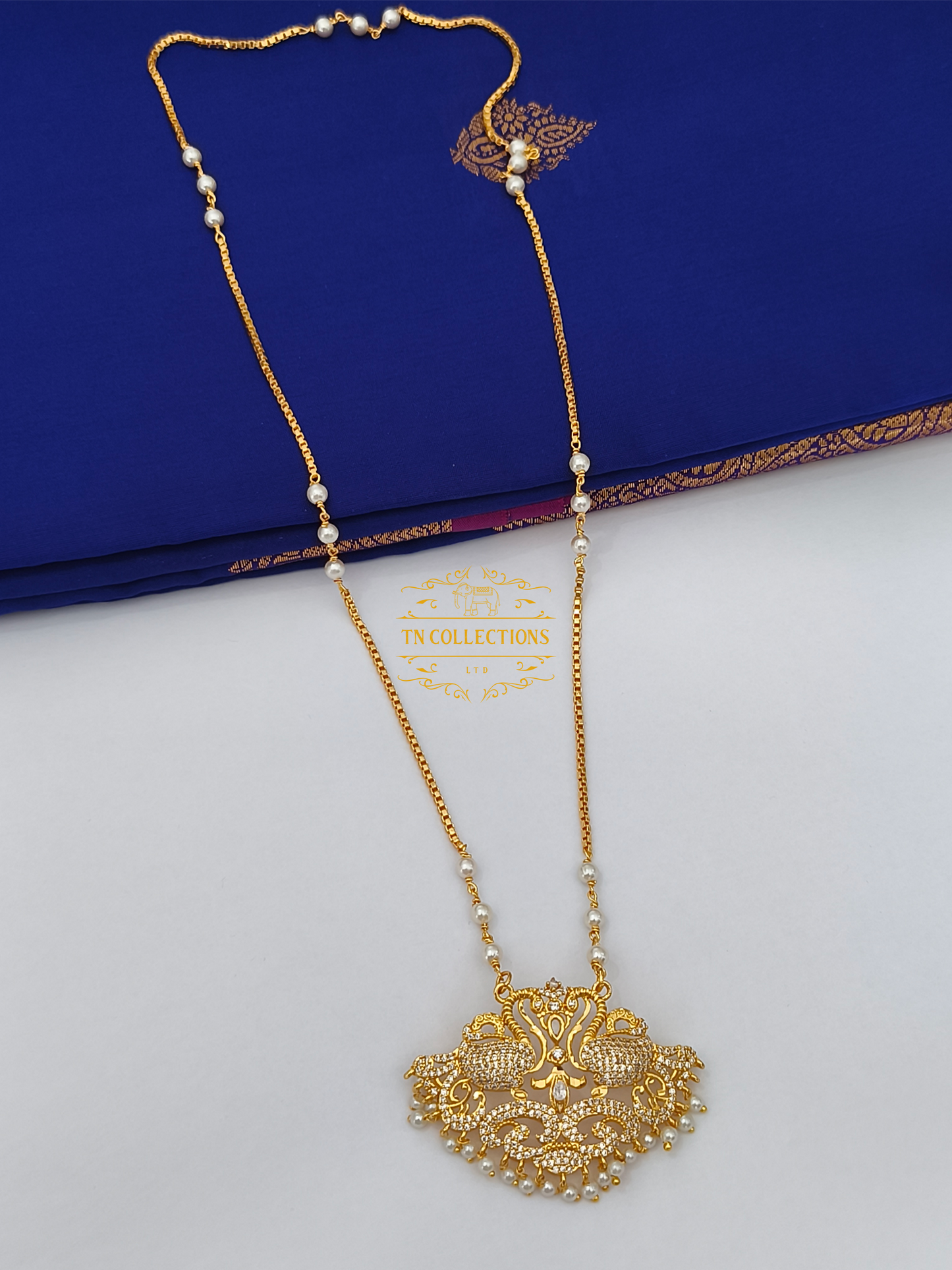 Micro gold plated Peacock Design Pathakkam (Medium size)