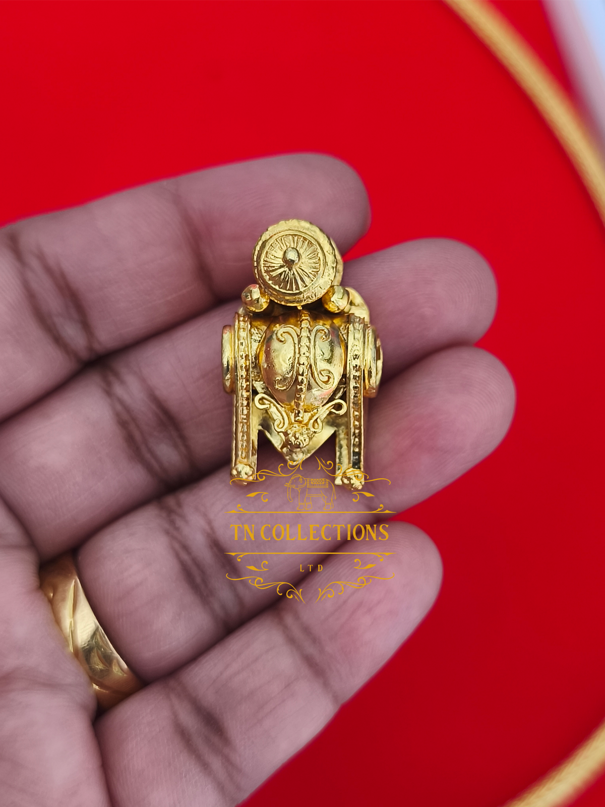 22ct Gold Plated Traditional Hindu Thalikodi with Kombu thali,thadai & Coins (9 - 11 Pawn thickness)