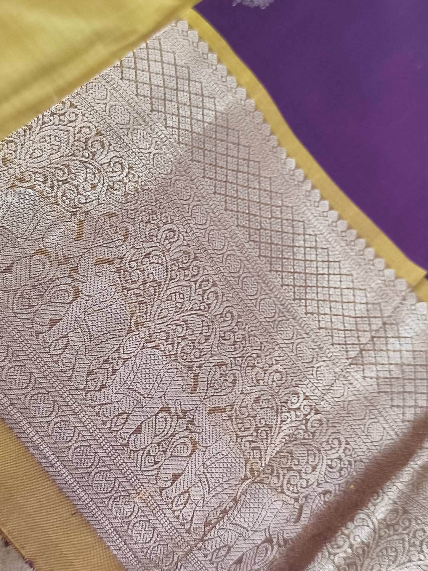 Pure Handloom Kanchipuram Silk Saree (Burgundy)