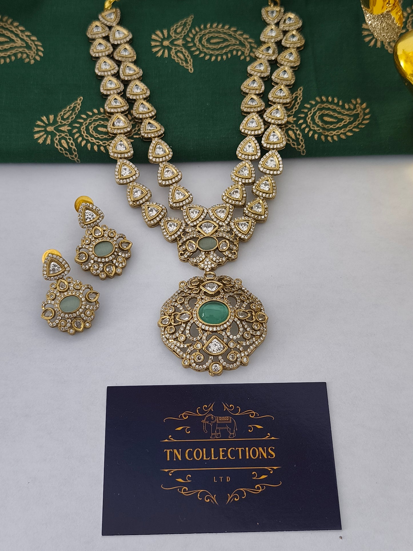 Victorian Necklace set