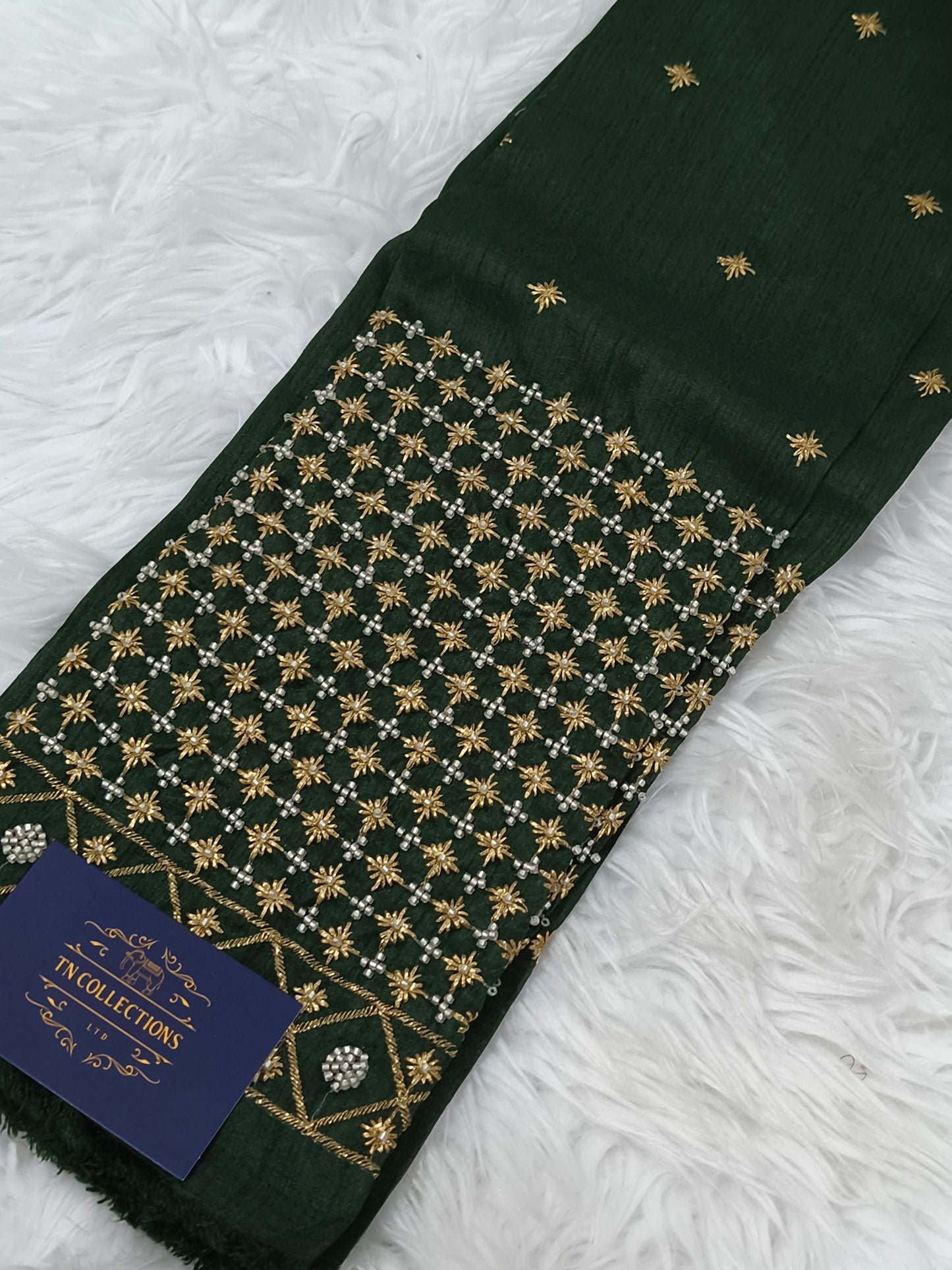 Aari Embroidery work Saree Blouse Material (Green)