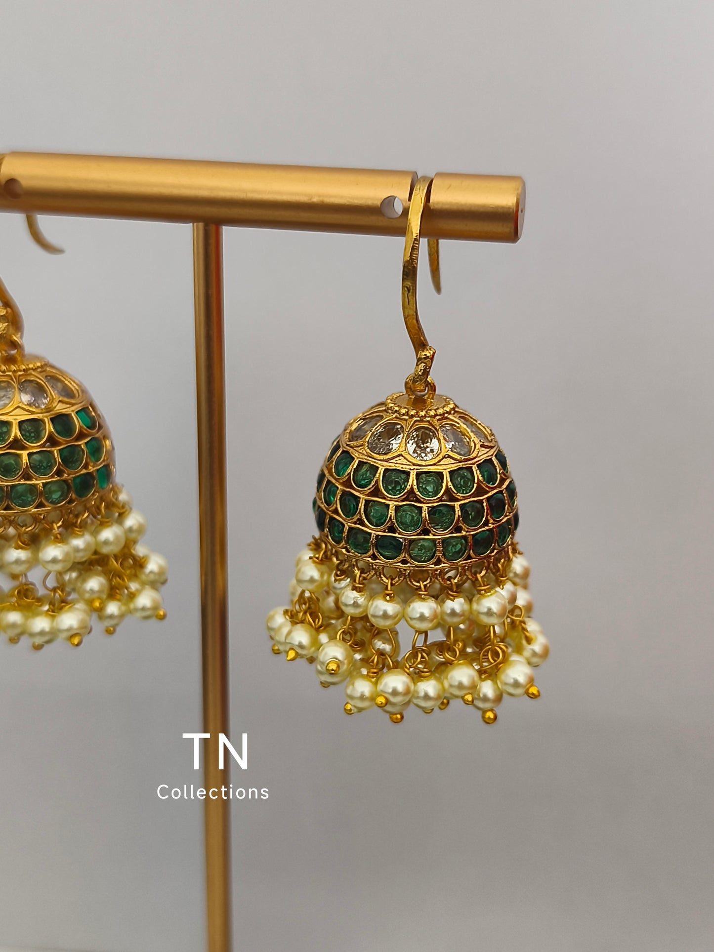 Matte Finish Green Real kemp stone Earrings with pearls