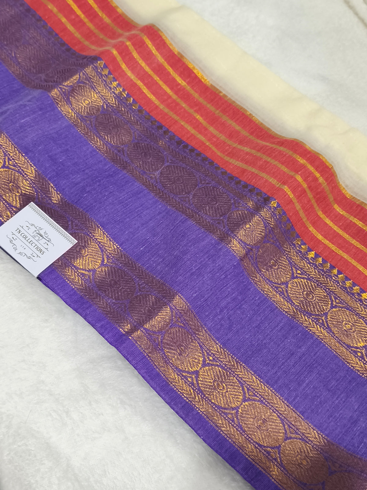 Kerala Special Mul Cotton Saree with Kanchi Border