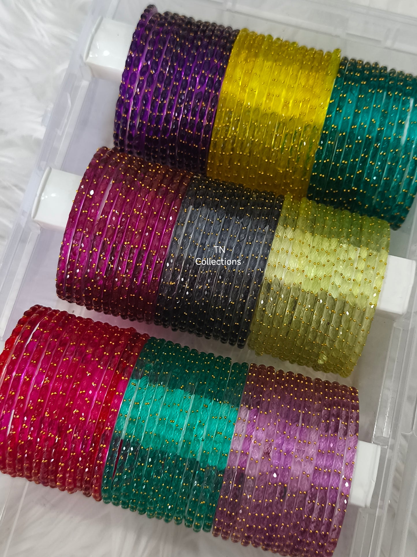 Trendy Raindrop Glass Bangles Set (Size 2.6)