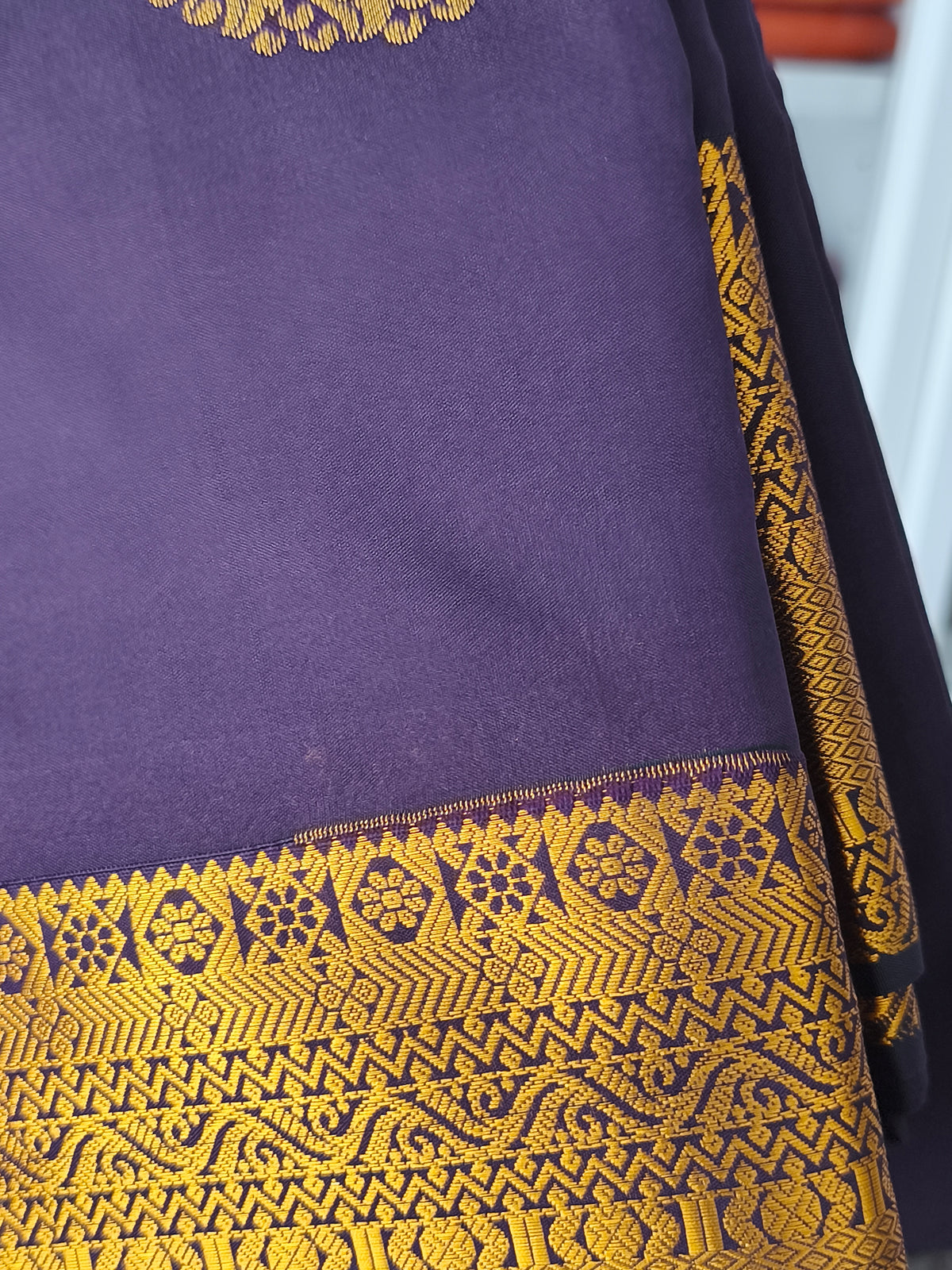 Dual shade Kanchi Soft Silk Saree( Deep Plum/Aubergine)