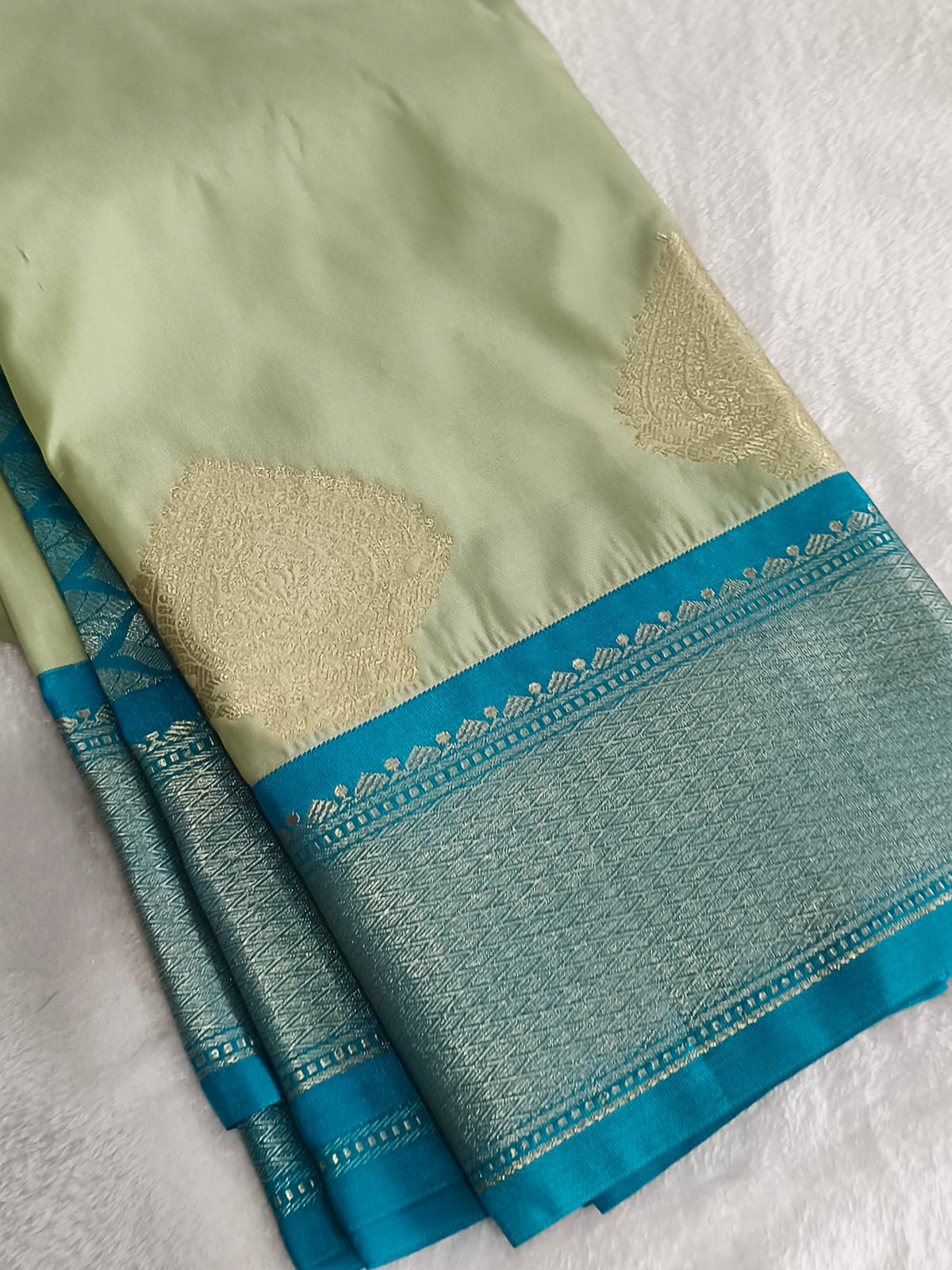 Korvai Soft Silk Saree