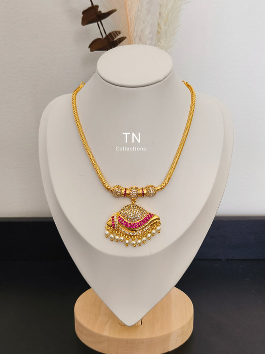 Micro gold plated Traditional sangu Attigai Short Necklace
