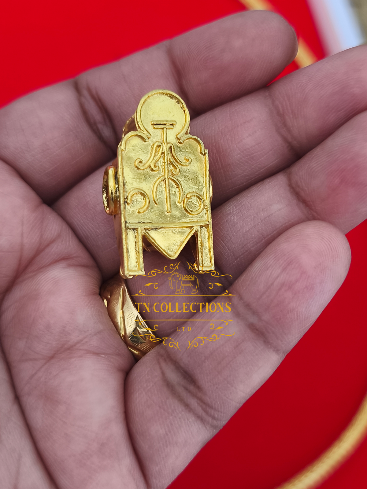 22ct Gold Plated Traditional Hindu Thalikodi with Kombu thali,thadai & Coins (9 - 11 Pawn thickness)