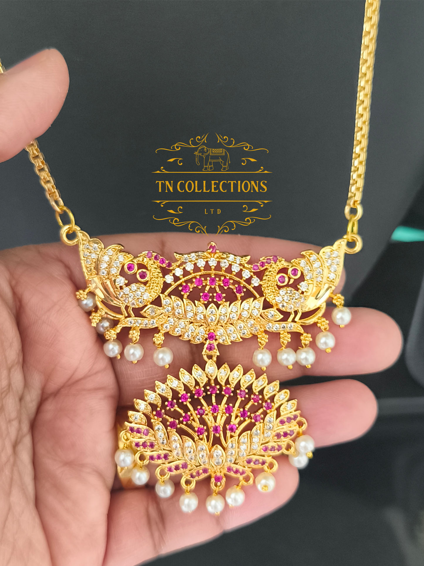 Trendy Jadu stone Necklace with Traditional Pathakkam Semi Bridal Set (Ruby & White)