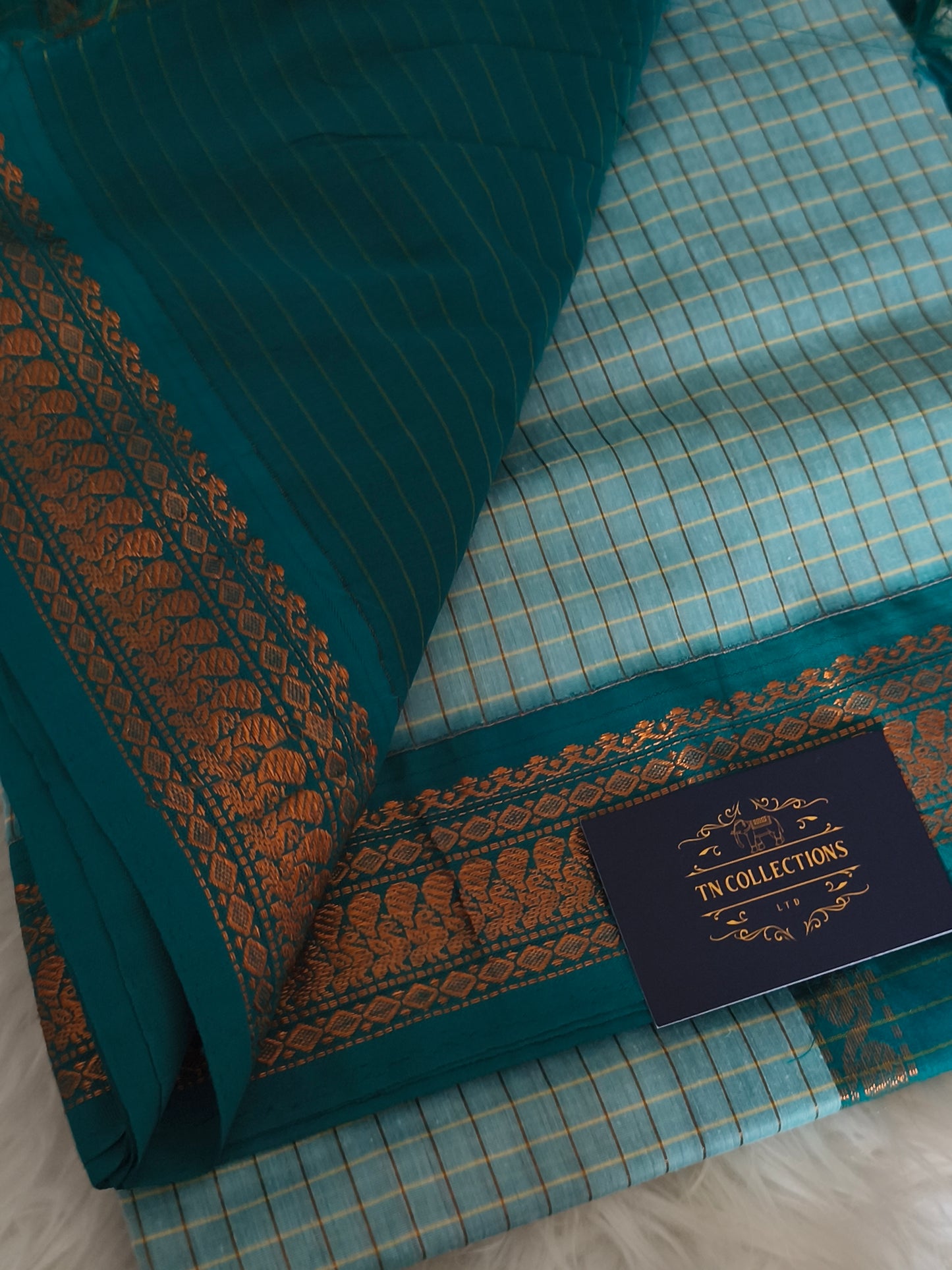 Stunning Kalyani Cotton Pattu Saree with contrast blouse