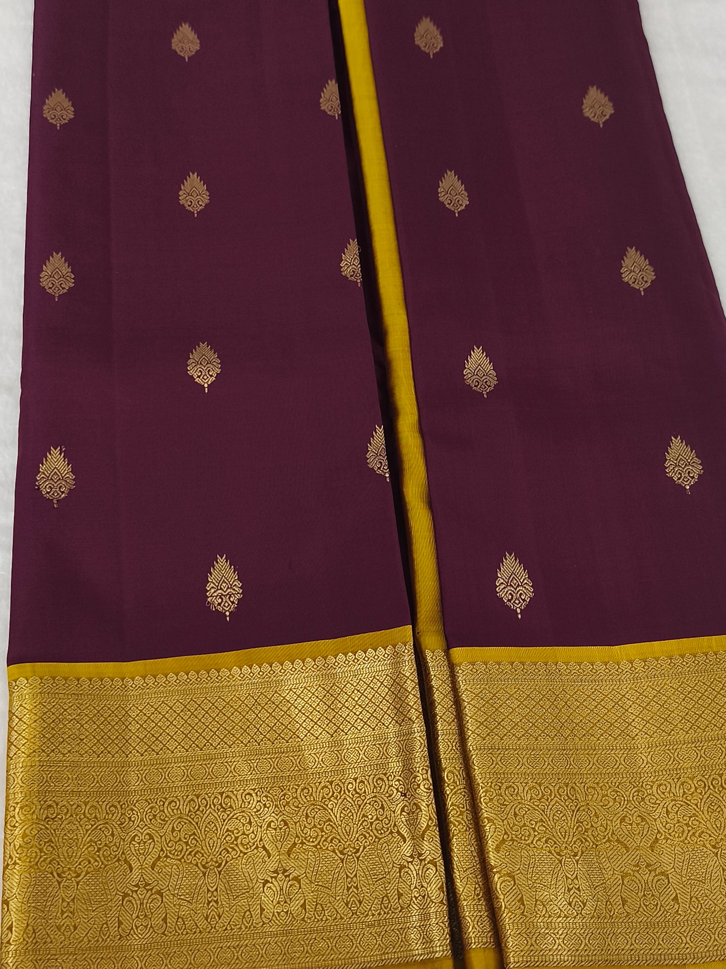 Pure Handloom Kanchipuram Silk Saree (Burgundy)